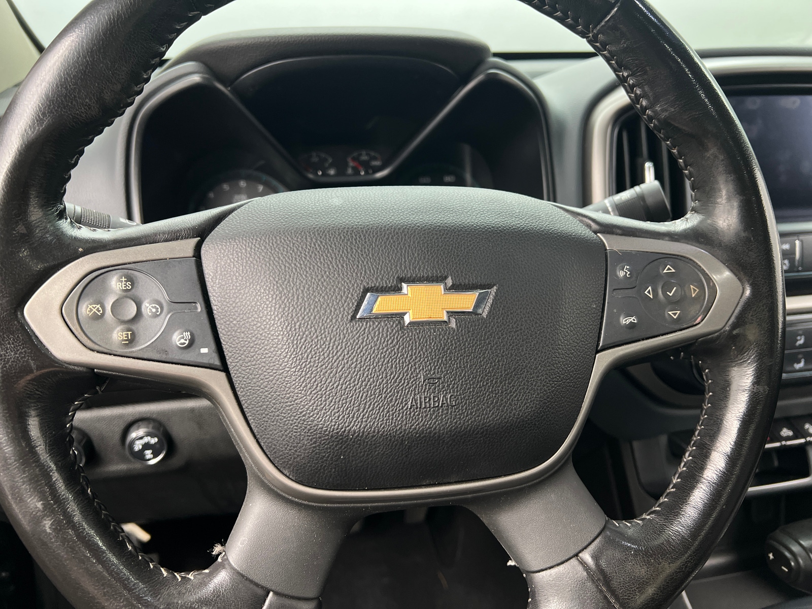 Thumbnail: 2019 Chevrolet Colorado - 5