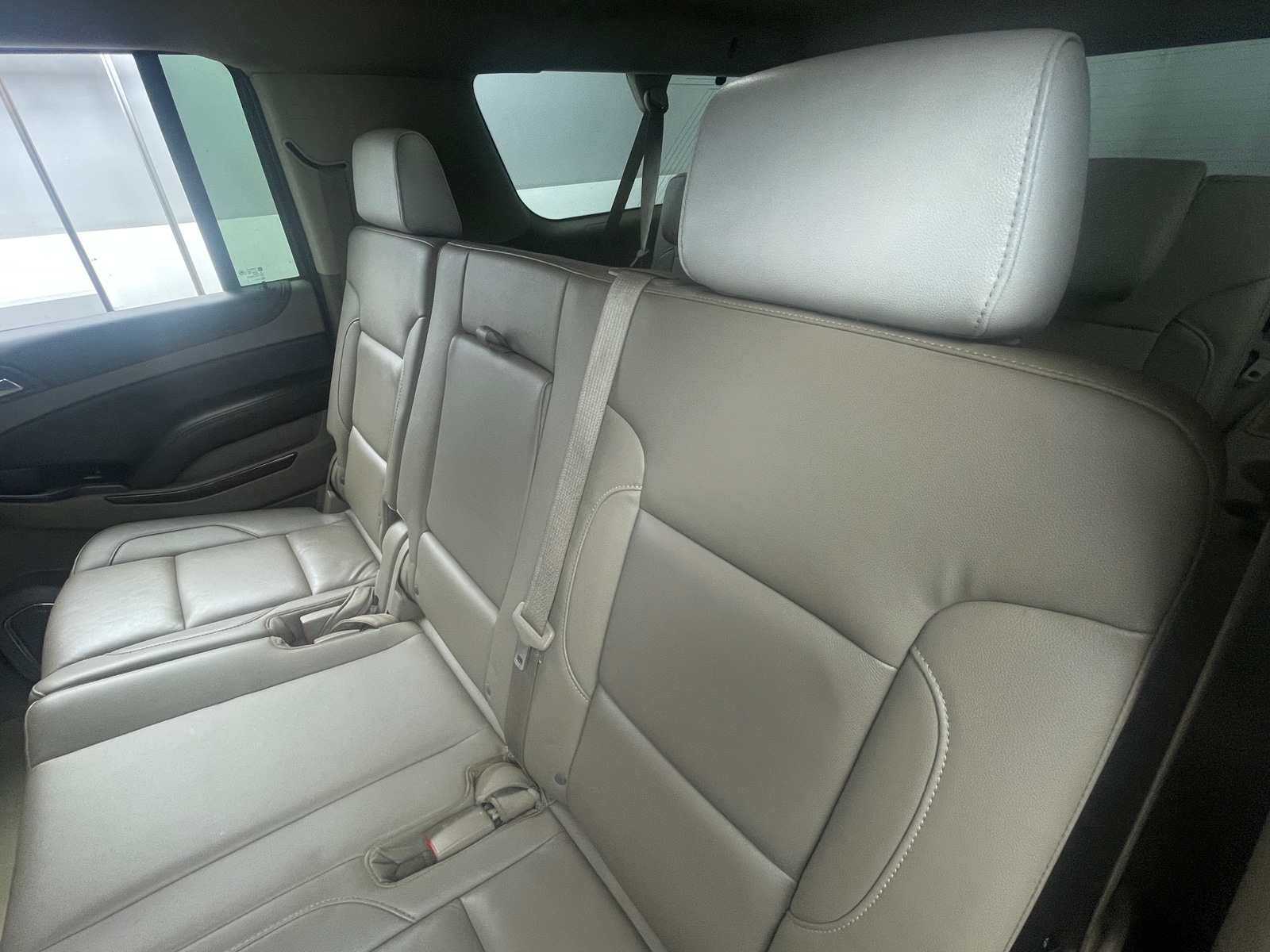 Thumbnail: 2016 Chevrolet Suburban - 5