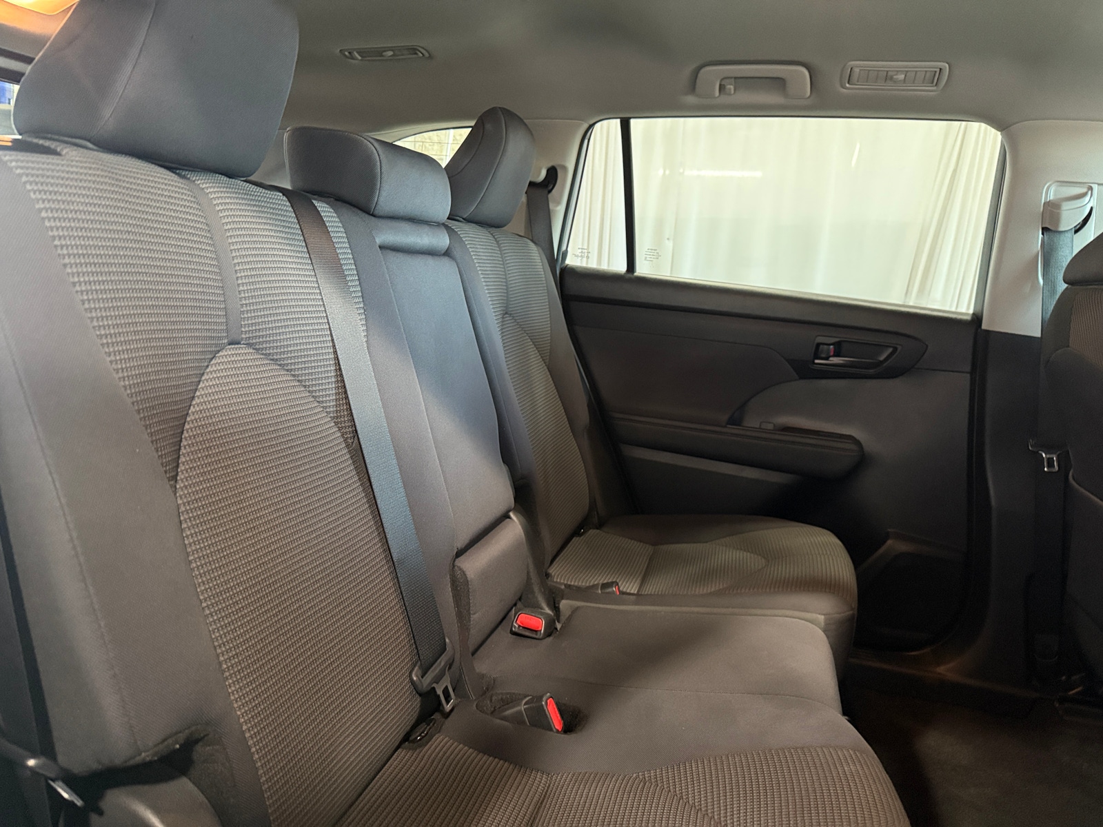 Thumbnail: 2024 Toyota Highlander - 6