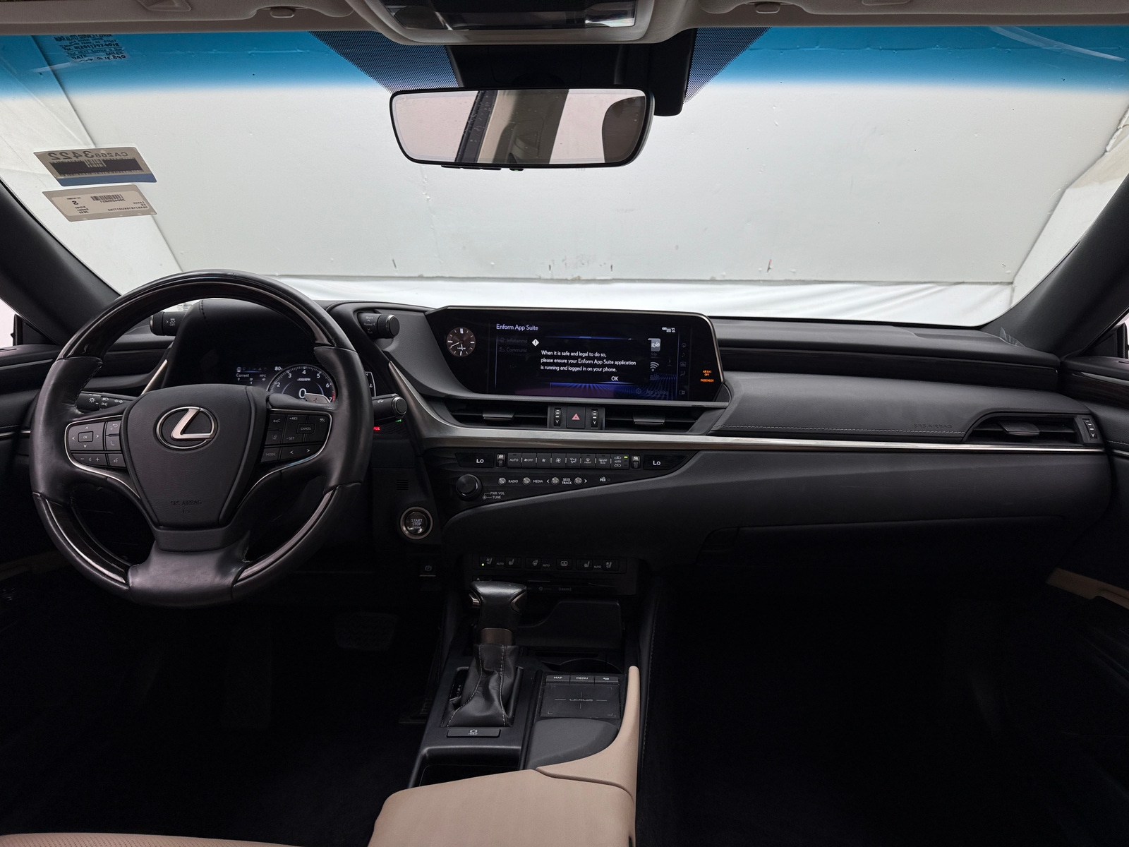 Thumbnail: 2019 Lexus ES - 3