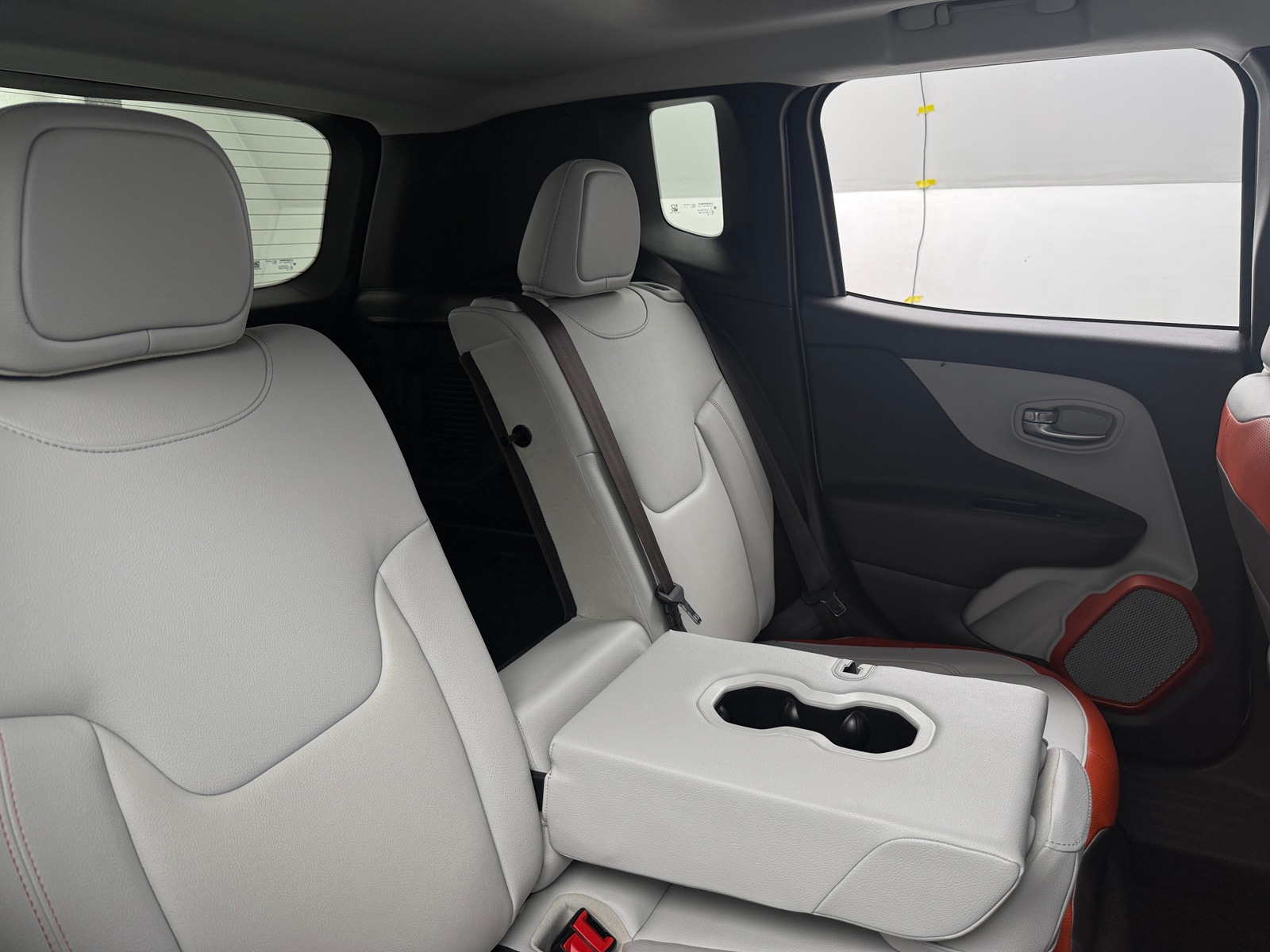 Thumbnail: 2017 Jeep Renegade - 5