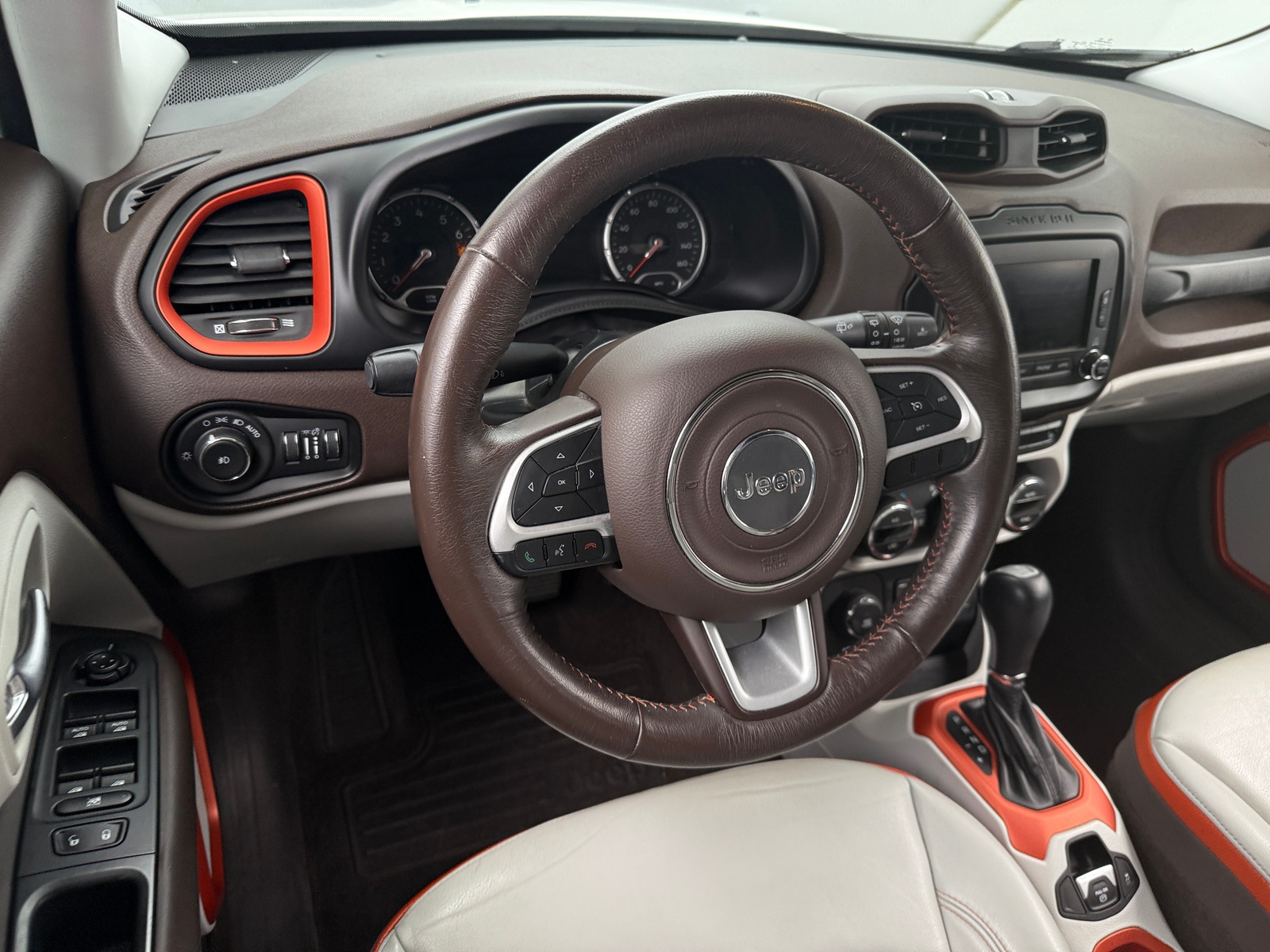 Thumbnail: 2017 Jeep Renegade - 4