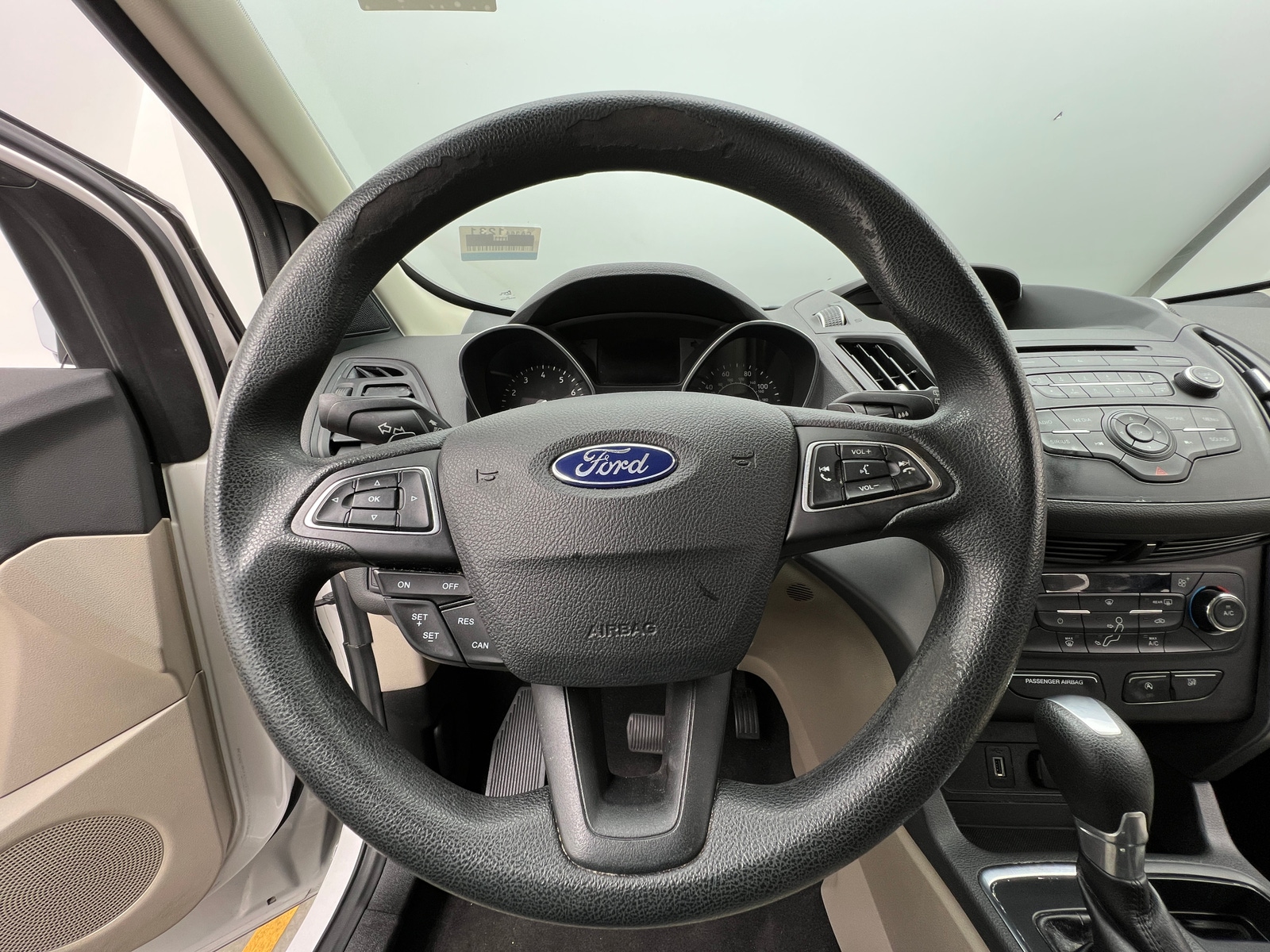 Thumbnail: 2017 Ford Escape - 5