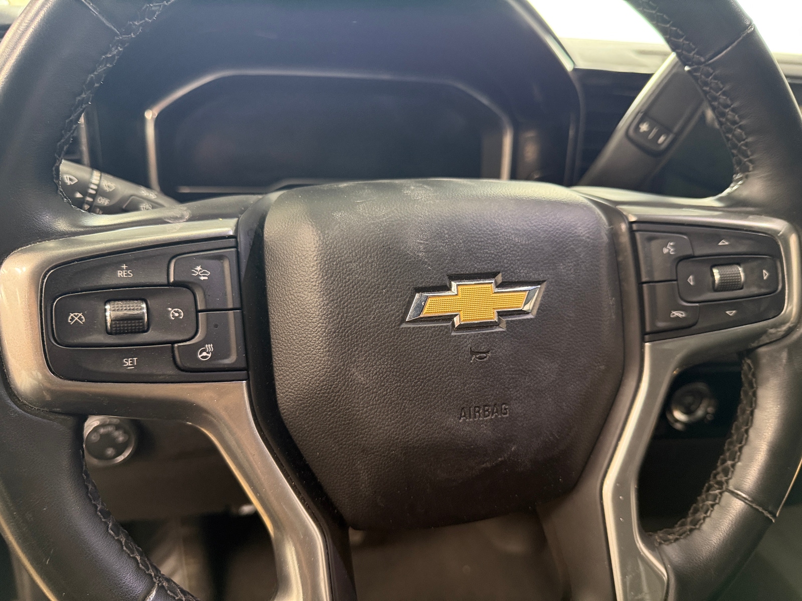 Thumbnail: 2024 Chevrolet Silverado 1500 - 5