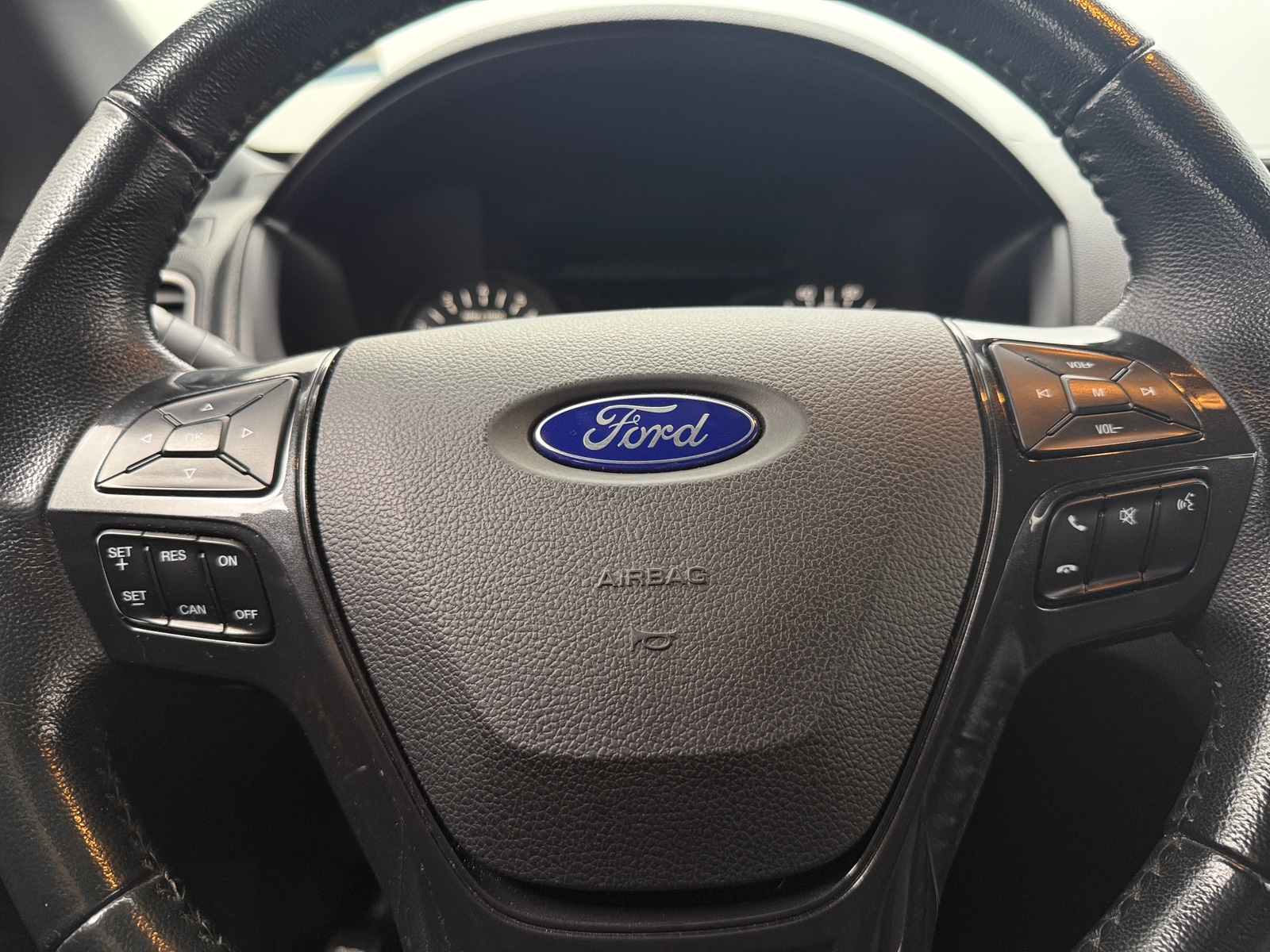 Thumbnail: 2017 Ford Explorer - 5
