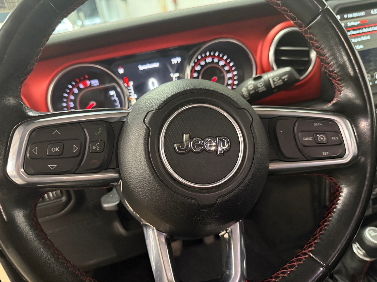 Thumbnail: 2020 Jeep Wrangler - 5
