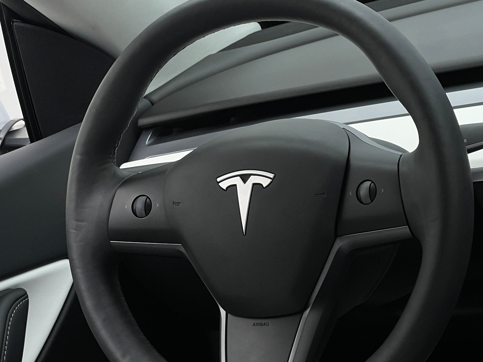 Thumbnail: 2021 Tesla Model Y - 4