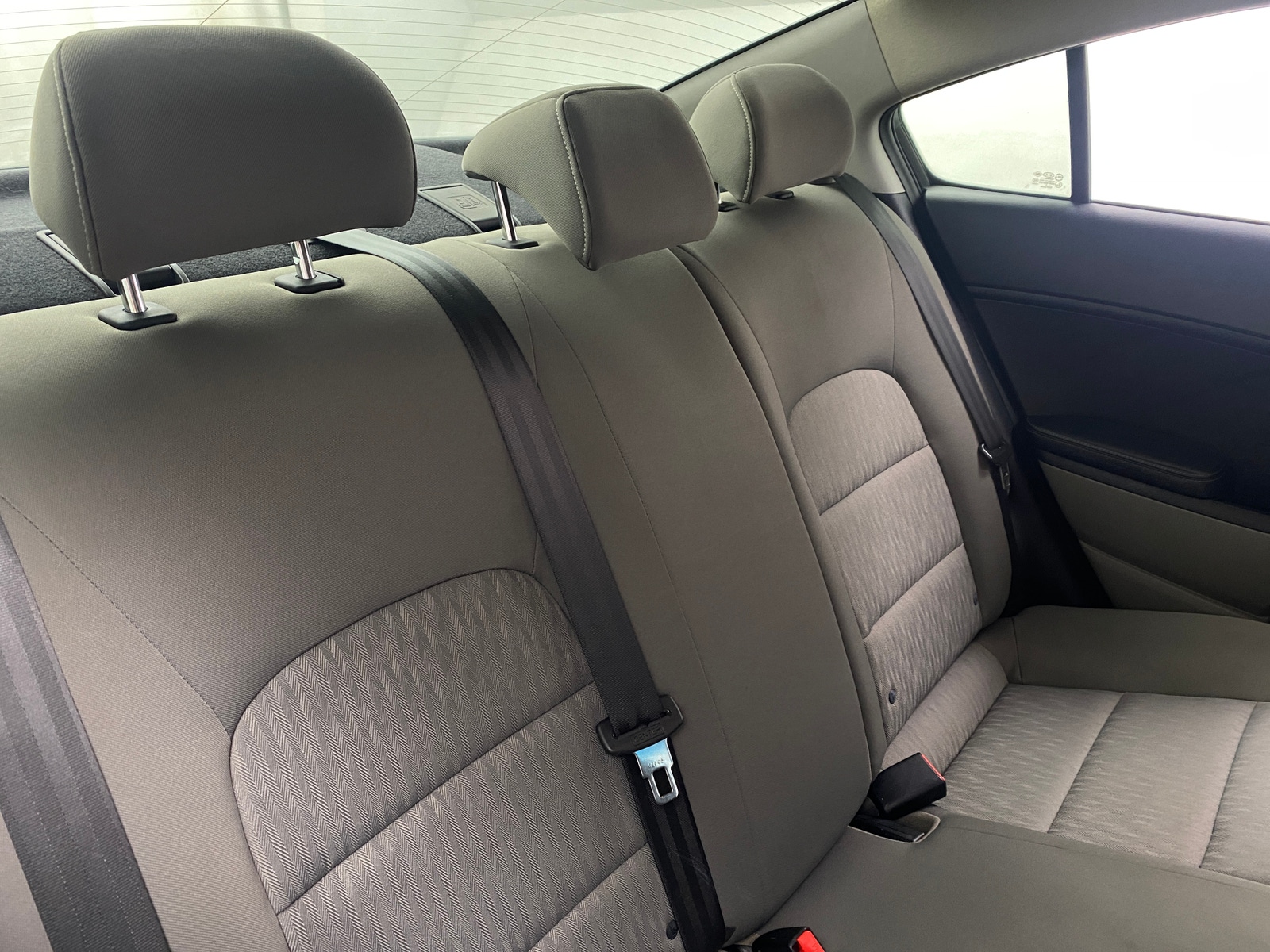 Thumbnail: 2016 Kia Forte - 6