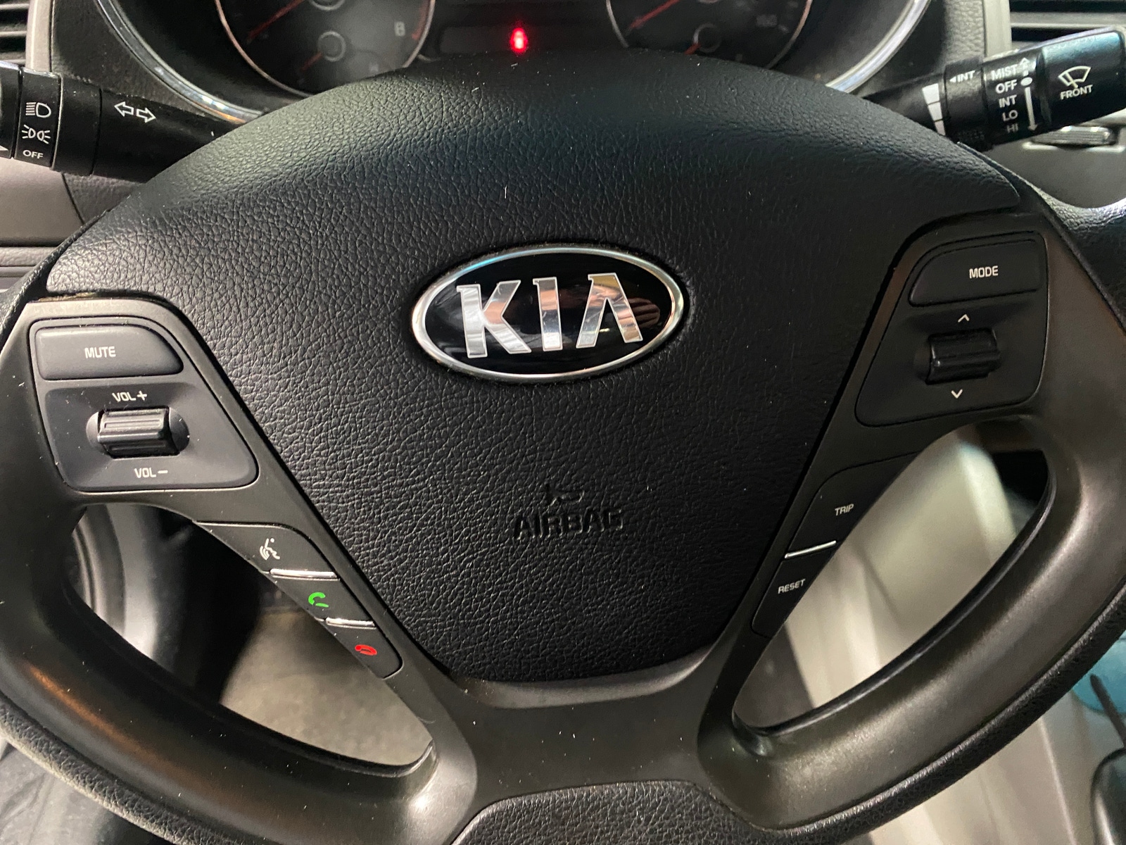 Thumbnail: 2016 Kia Forte - 5