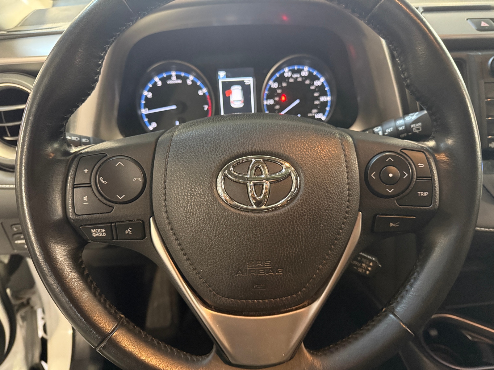 Thumbnail: 2018 Toyota RAV4 - 5
