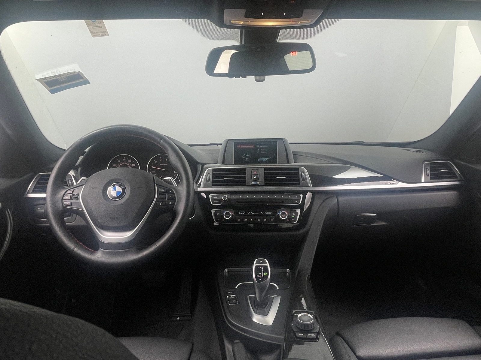 Thumbnail: 2018 BMW 3 Series - 2