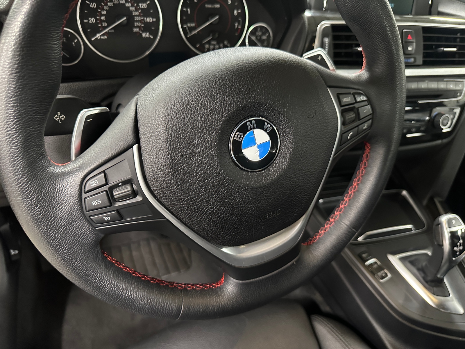 Thumbnail: 2018 BMW 3 Series - 4