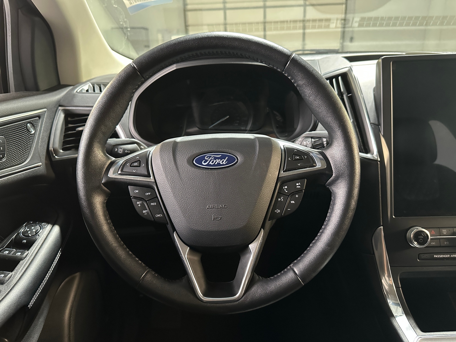 Thumbnail: 2024 Ford Edge - 4