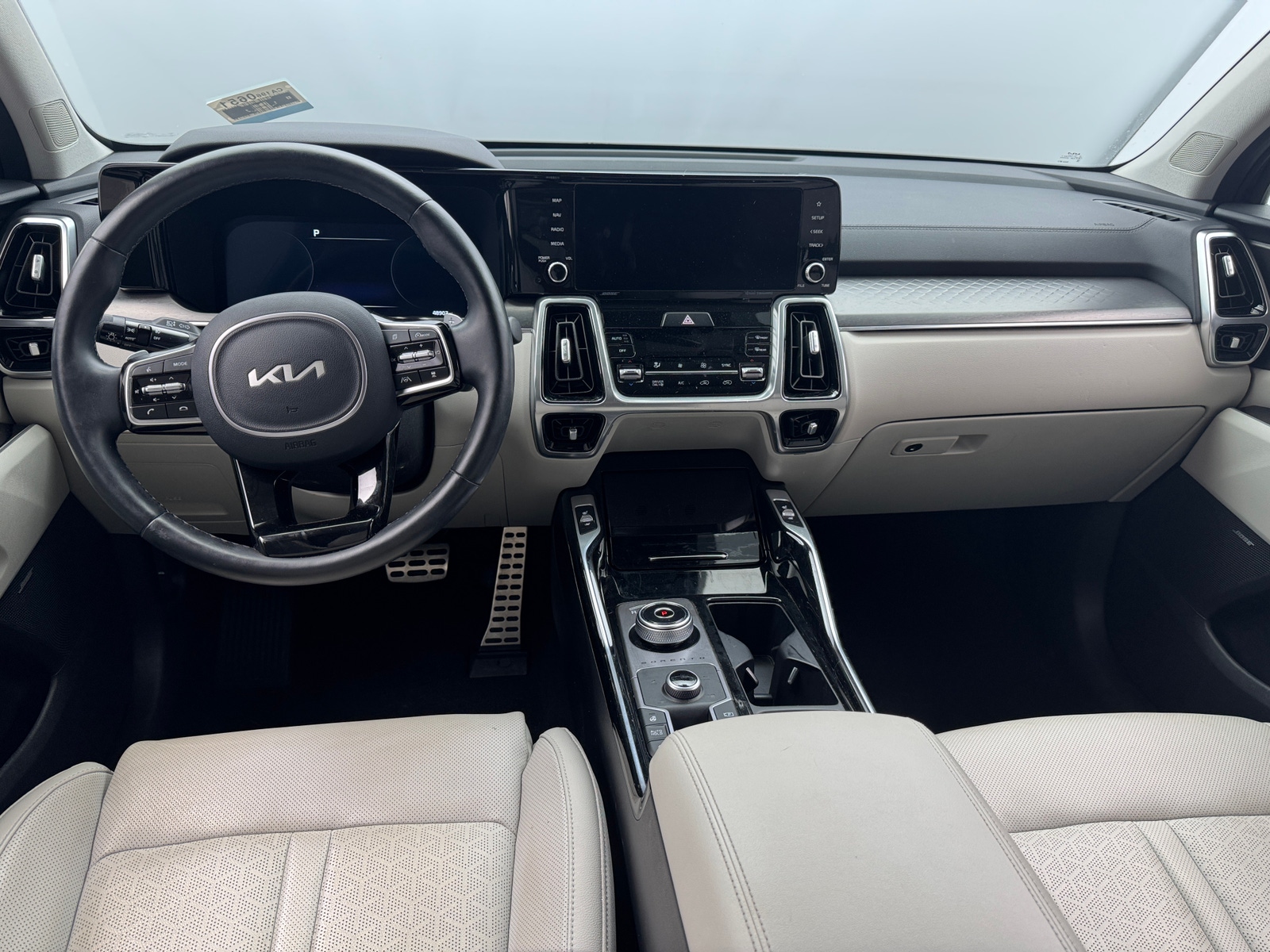 Thumbnail: 2023 Kia Sorento - 2