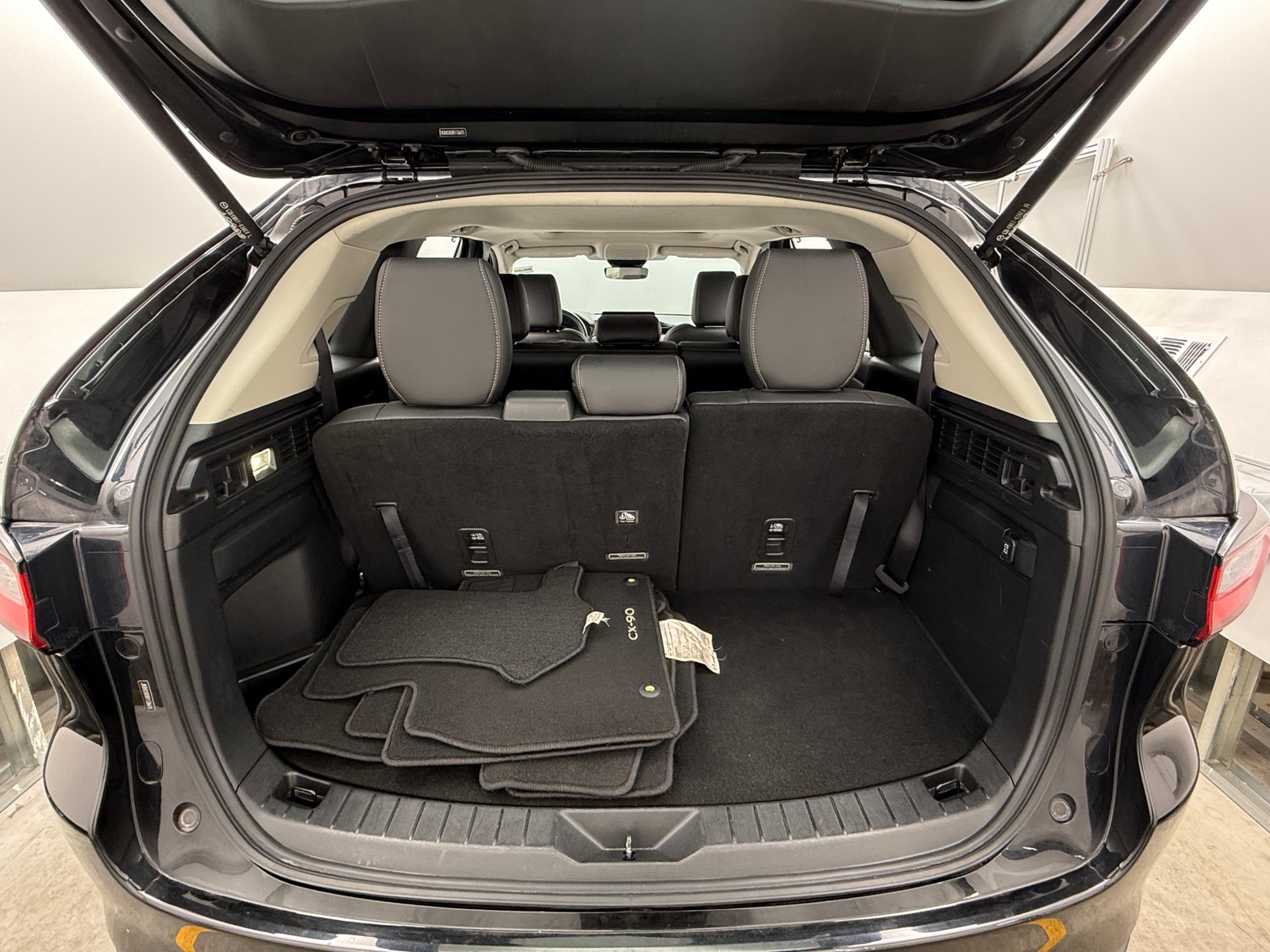 Thumbnail: 2024 Mazda CX-90 - 6