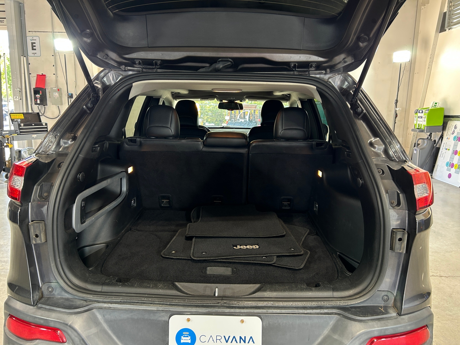 Thumbnail: 2014 Jeep Cherokee - 6