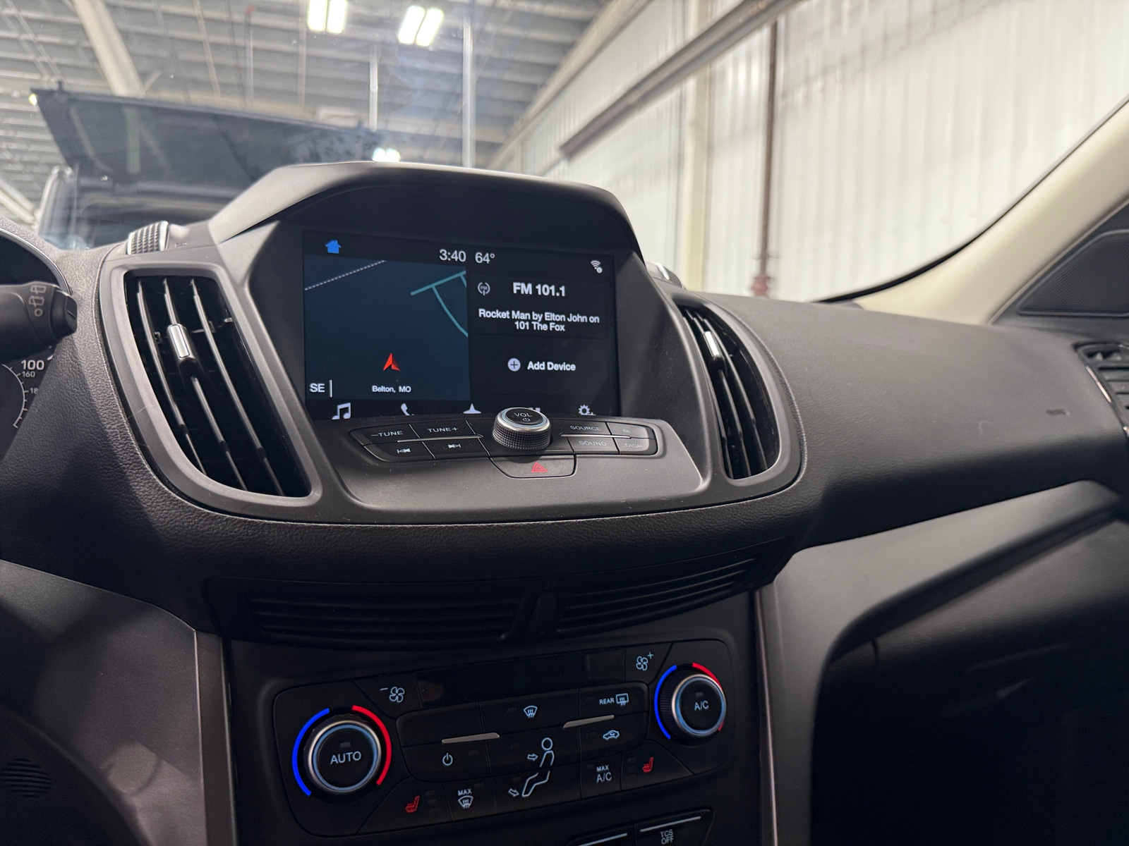 Thumbnail: 2018 Ford Escape - 3