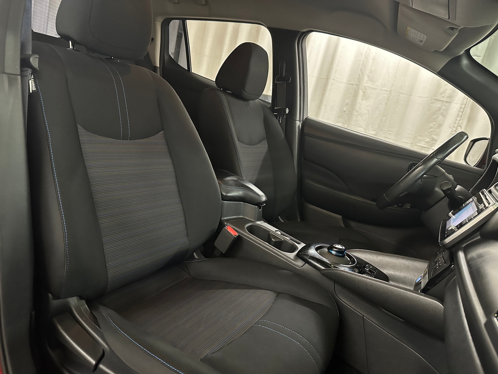 Thumbnail: 2018 Nissan Leaf - 2