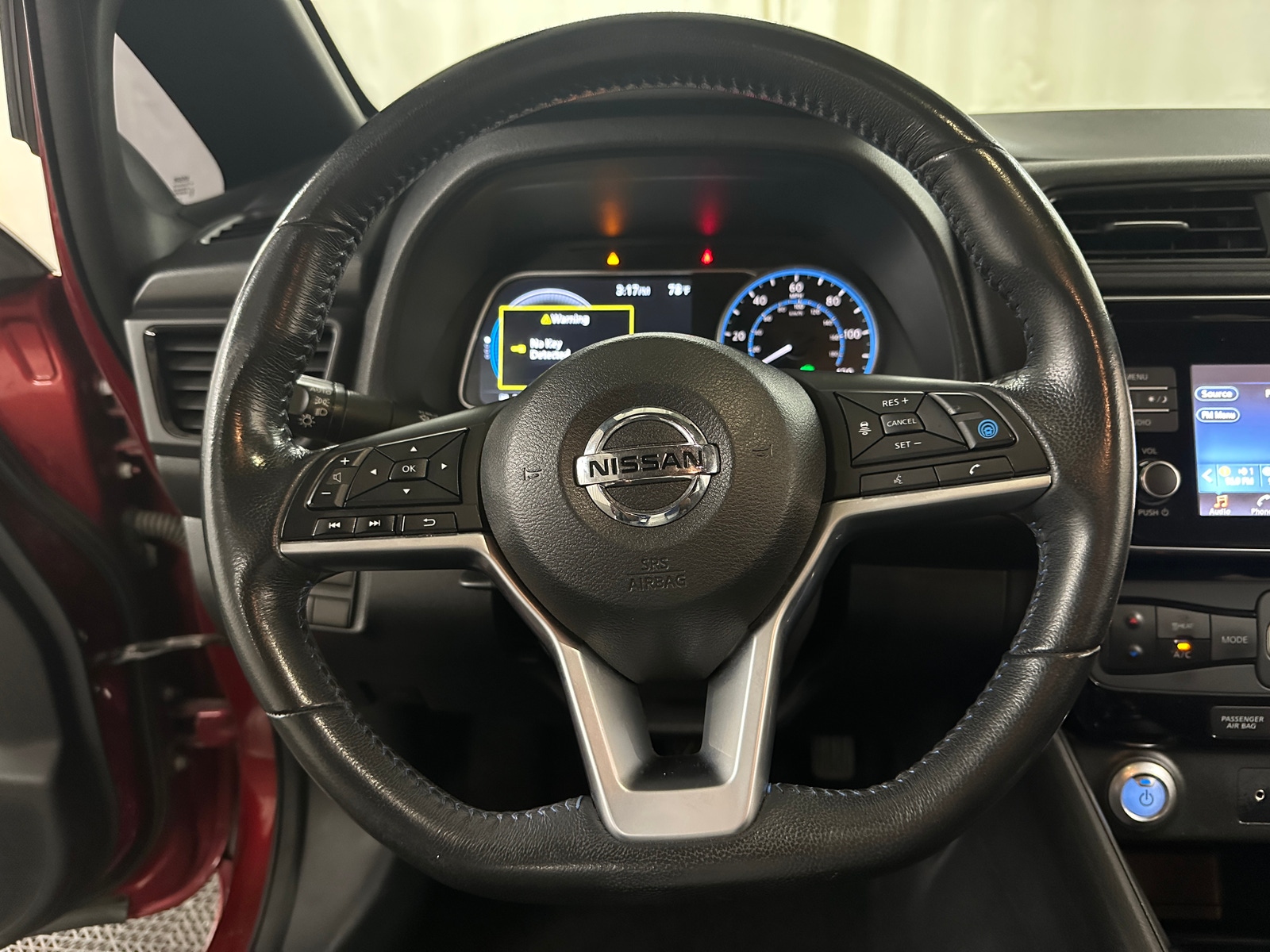 Thumbnail: 2018 Nissan Leaf - 5