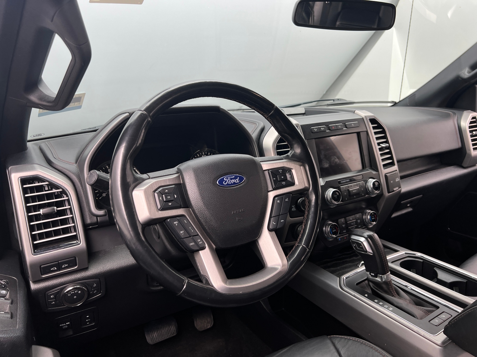 Thumbnail: 2020 Ford Econoline - 4