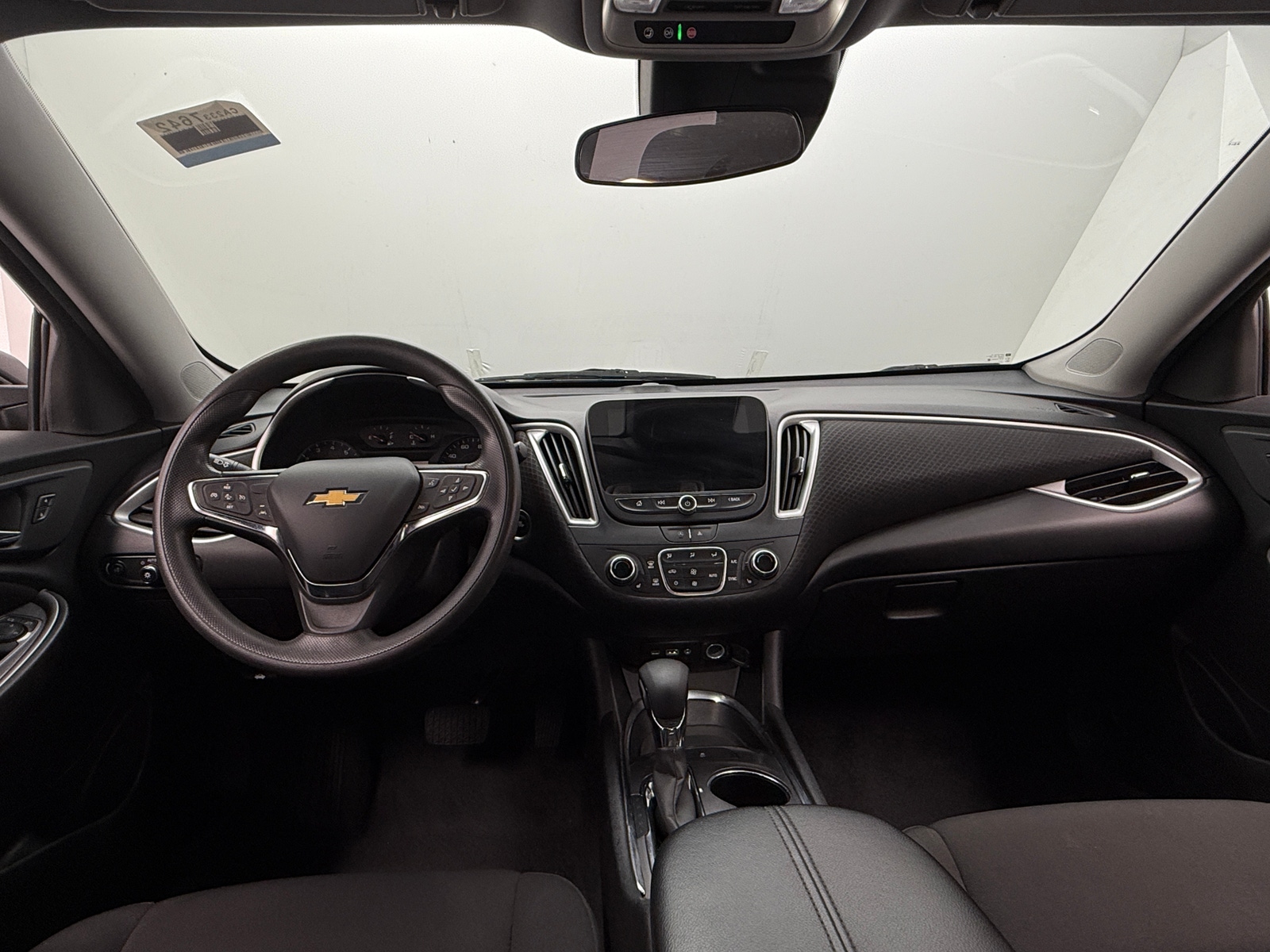 Thumbnail: 2023 Chevrolet Malibu - 3