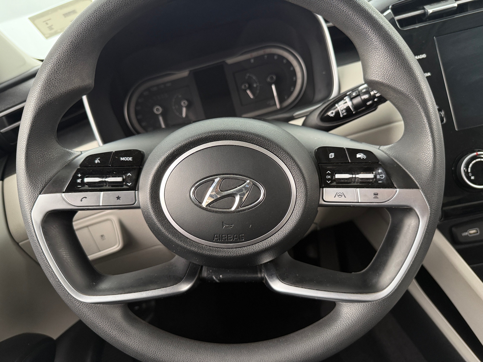 Thumbnail: 2022 Hyundai Tucson - 5