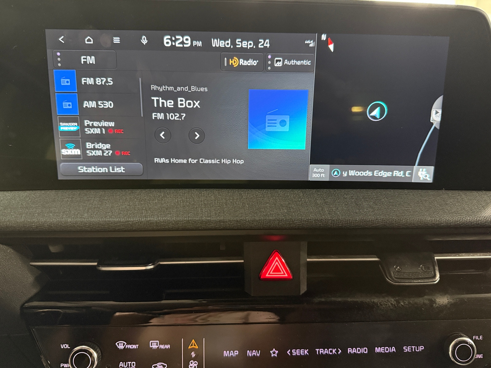 Thumbnail: 2022 Kia EV6 - 3