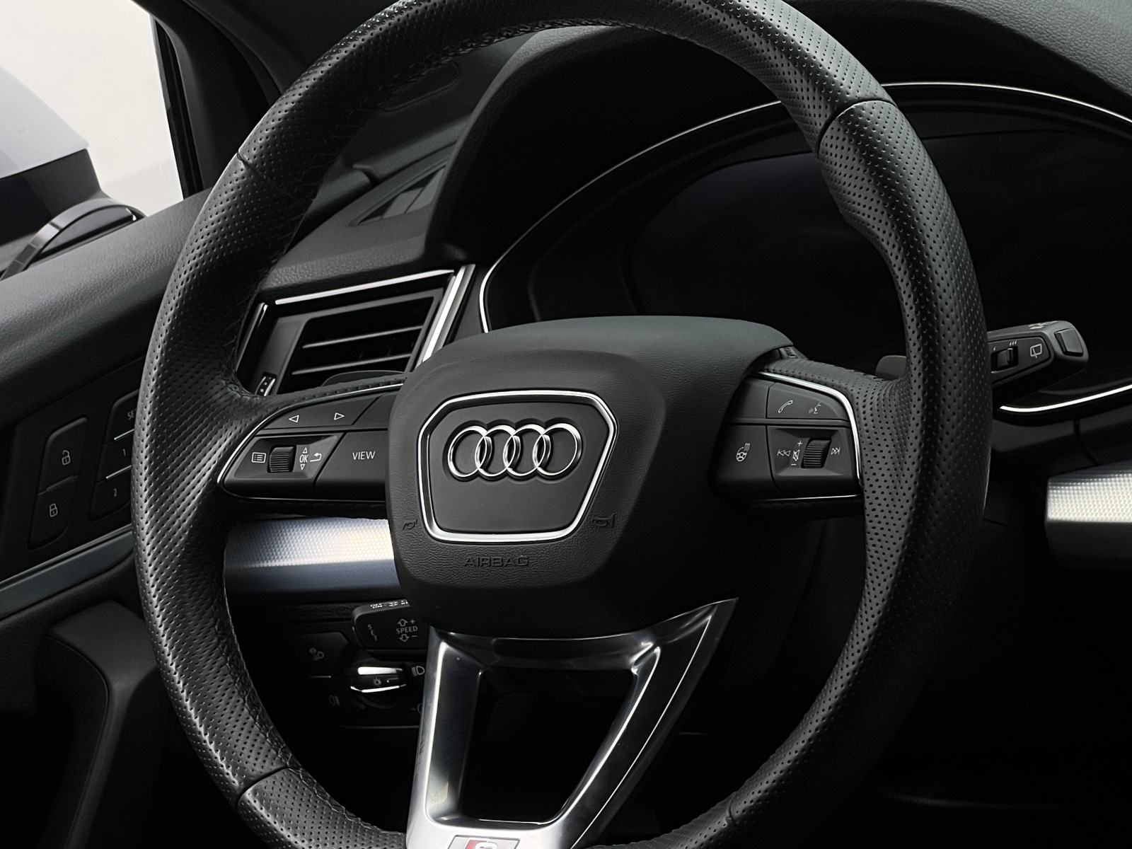 Thumbnail: 2024 Audi Q5 - 4