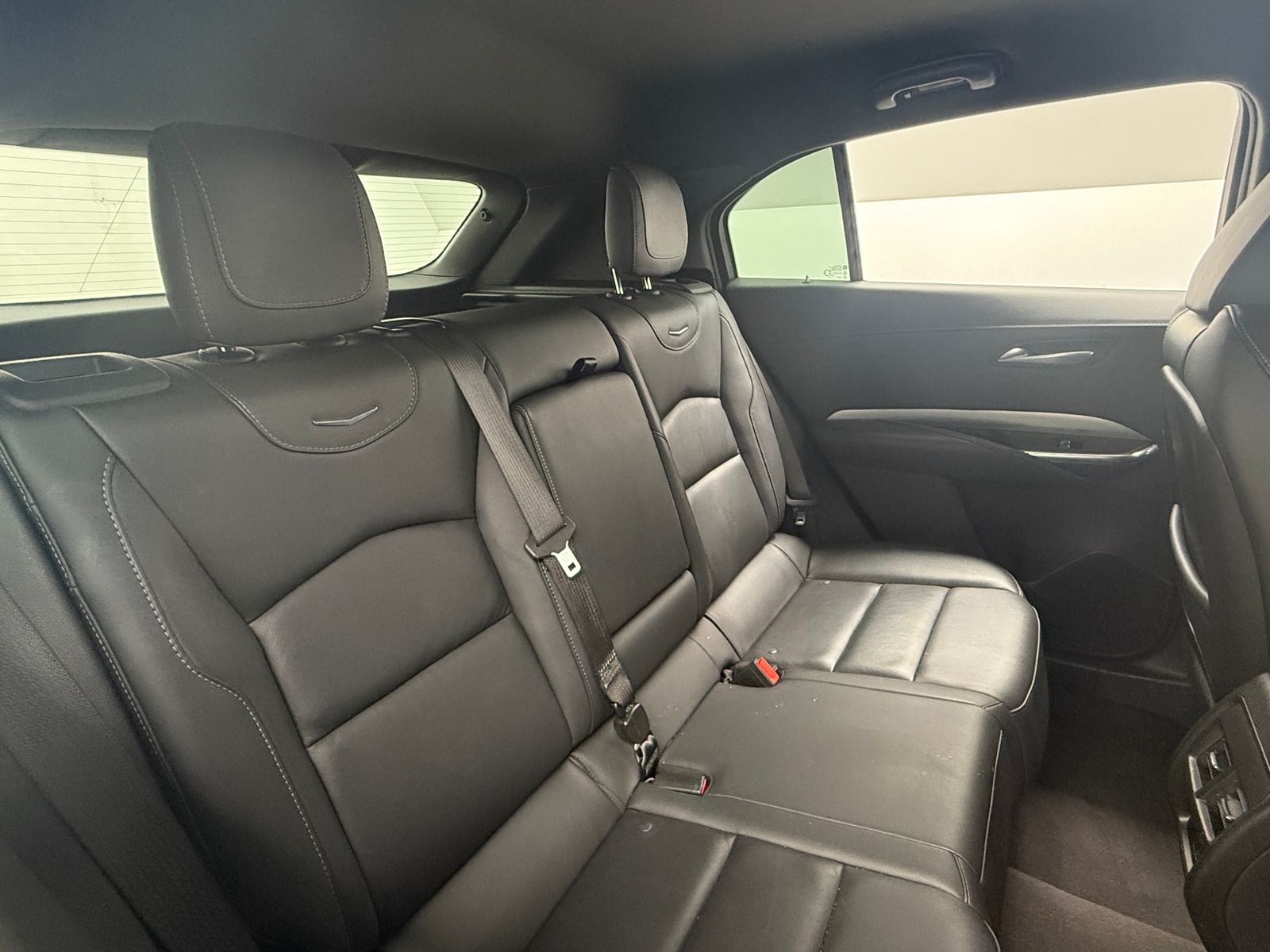 Thumbnail: 2023 Cadillac XT4 - 5