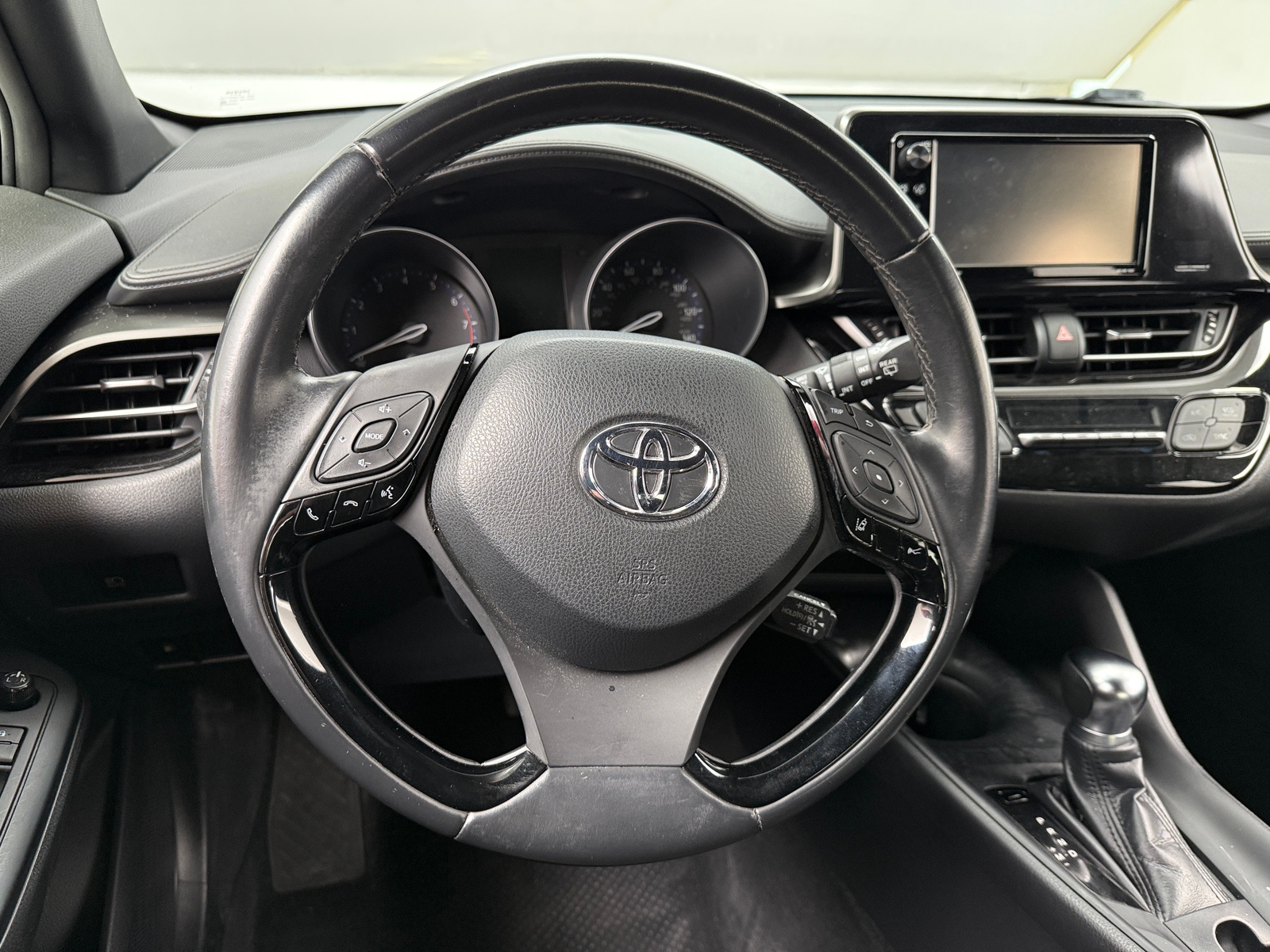 Thumbnail: 2018 Toyota C-HR - 5