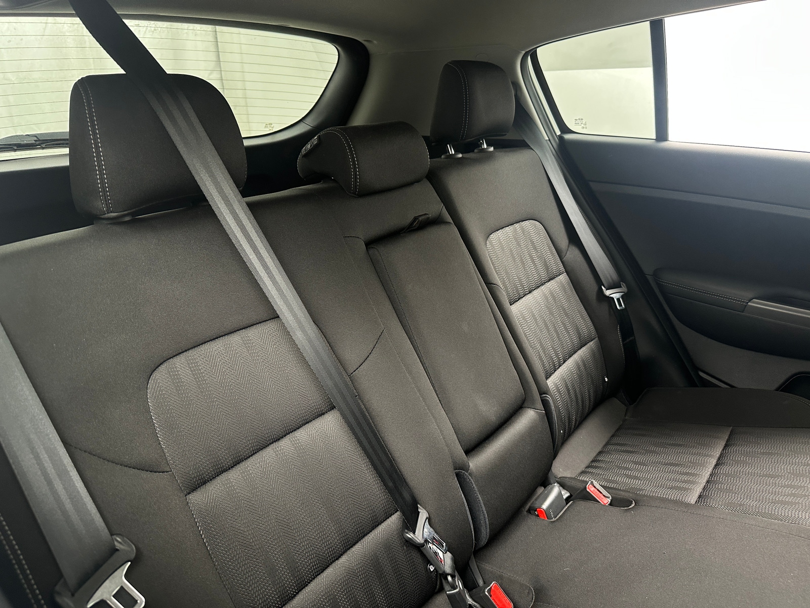 Thumbnail: 2020 Kia Sportage - 6