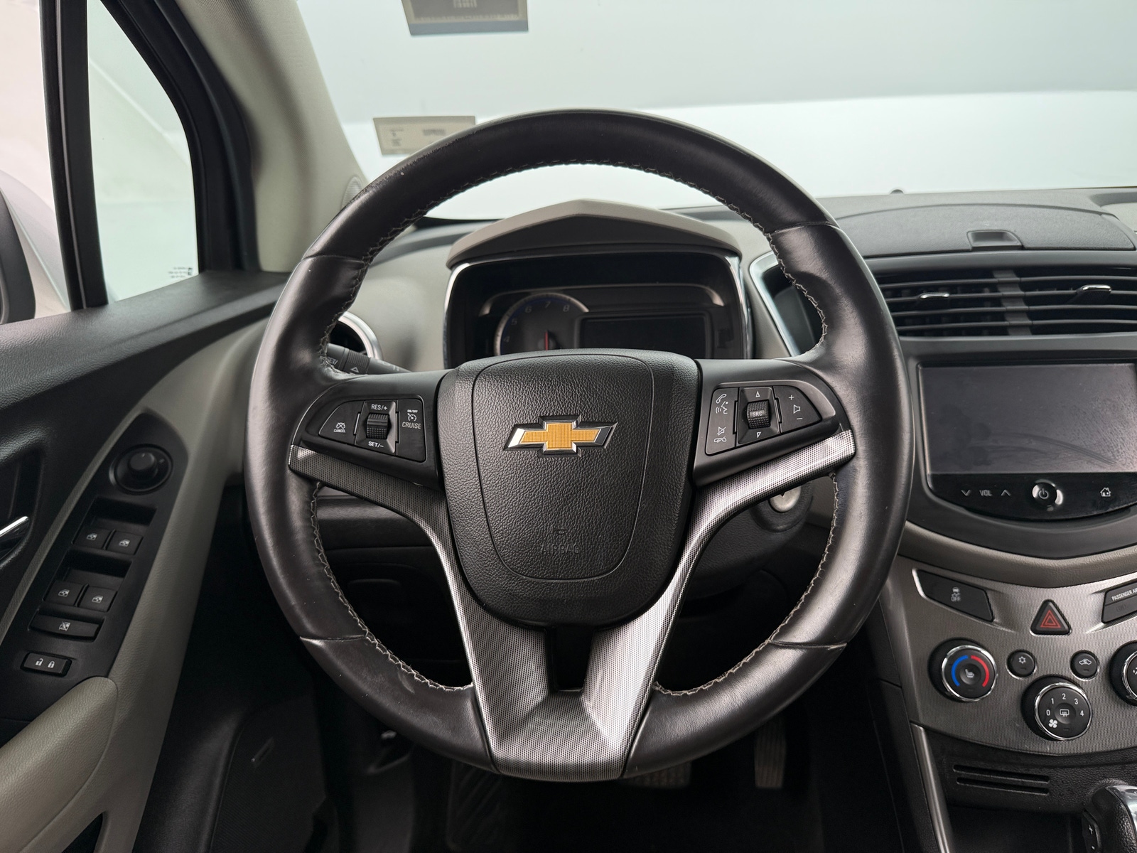 Thumbnail: 2016 Chevrolet Trax - 4
