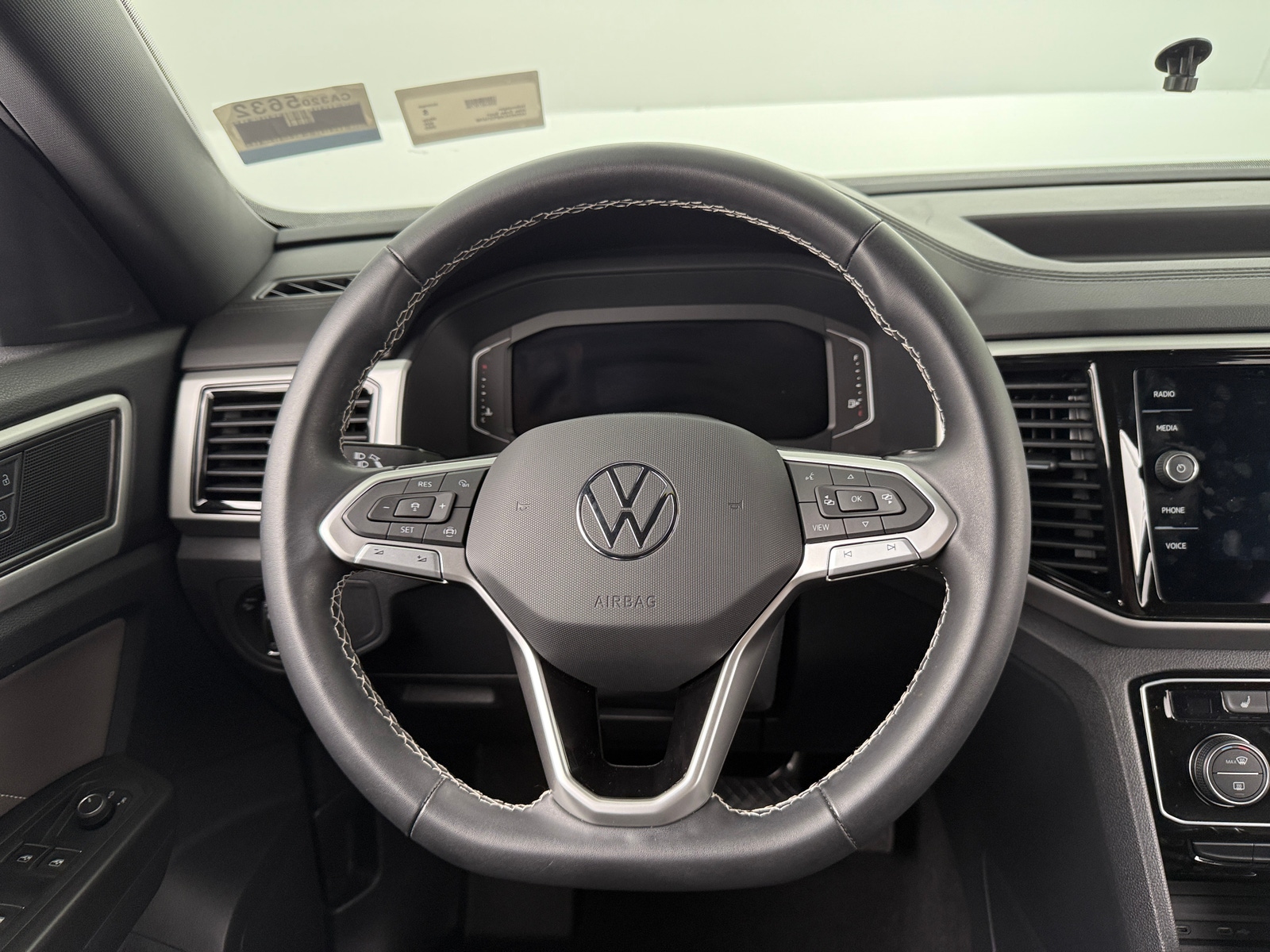 Thumbnail: 2023 Volkswagen Atlas - 4