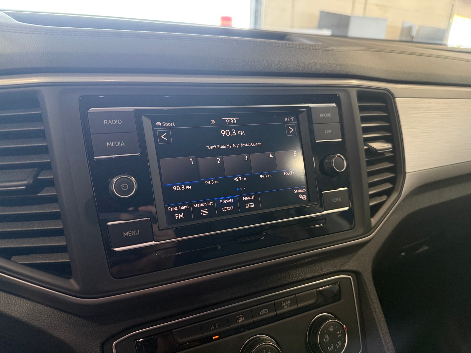 Thumbnail: 2021 Volkswagen Atlas - 4