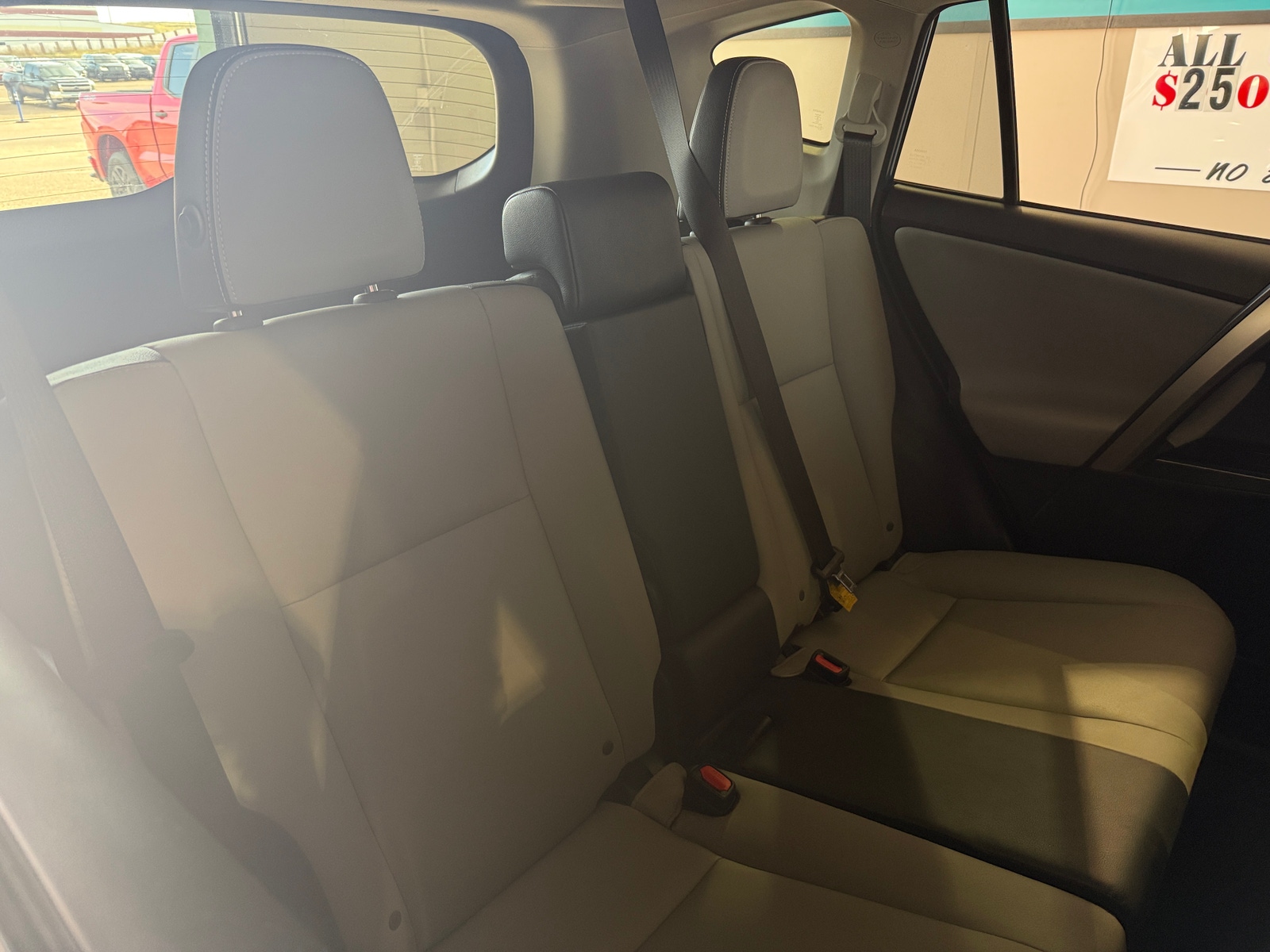 Thumbnail: 2017 Toyota RAV4 - 5