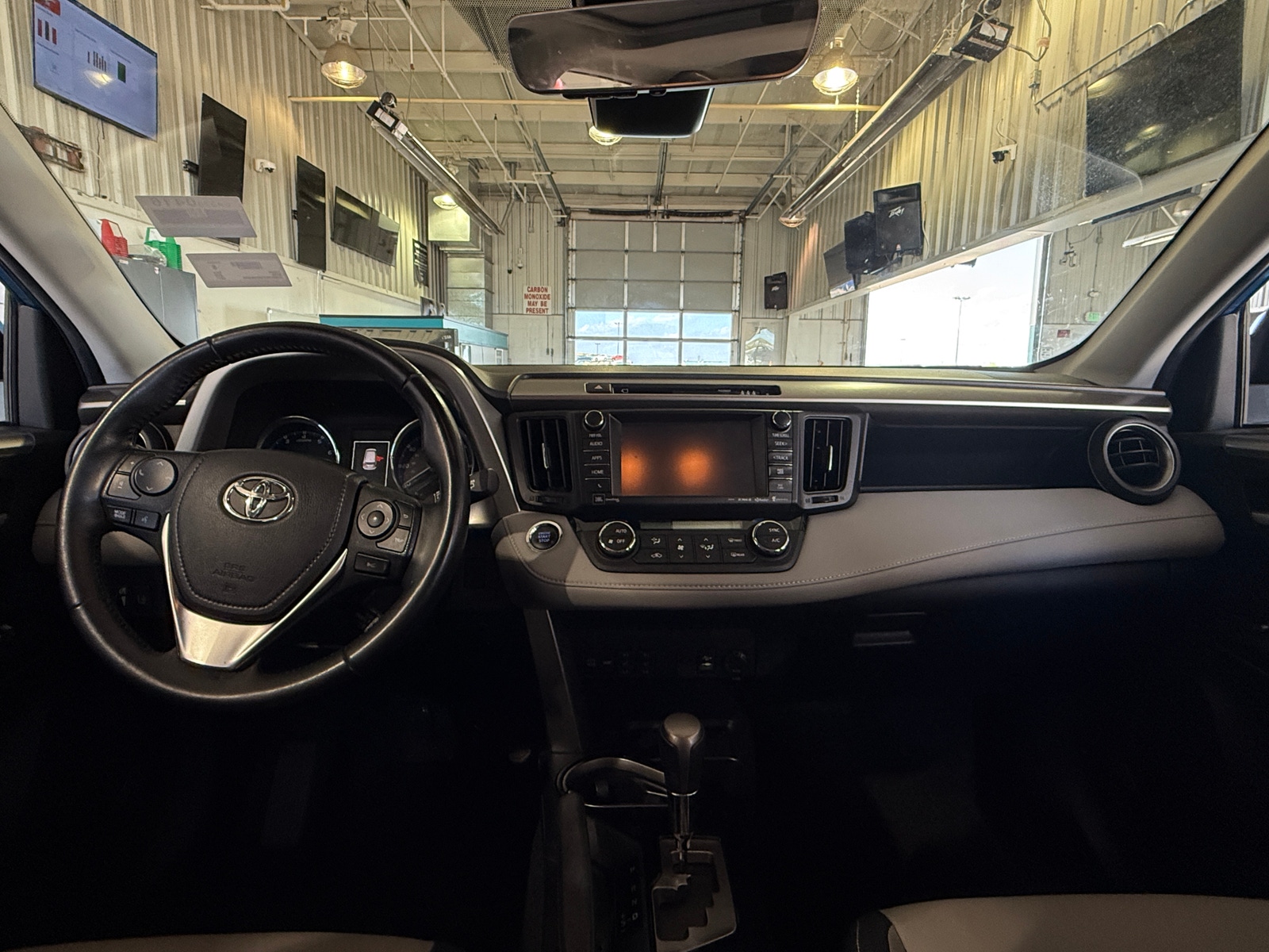 Thumbnail: 2017 Toyota RAV4 - 2