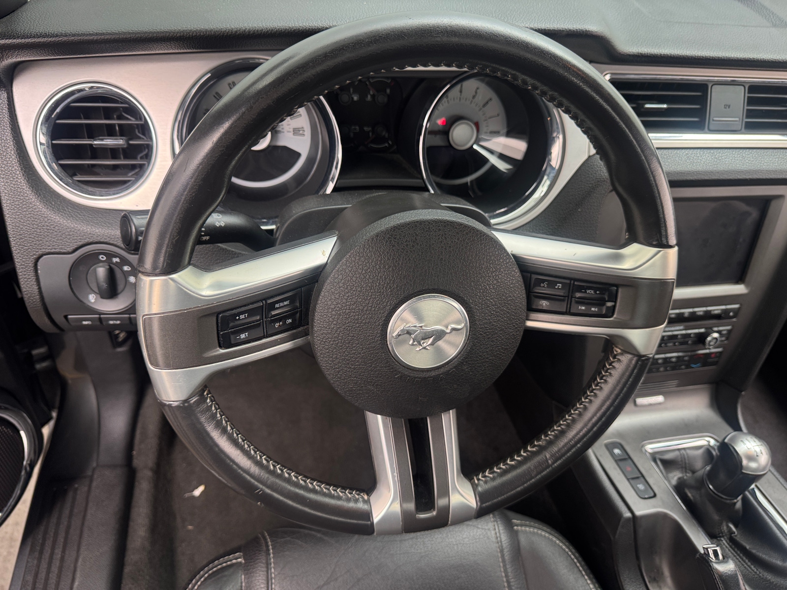 Thumbnail: 2011 Ford Mustang - 3