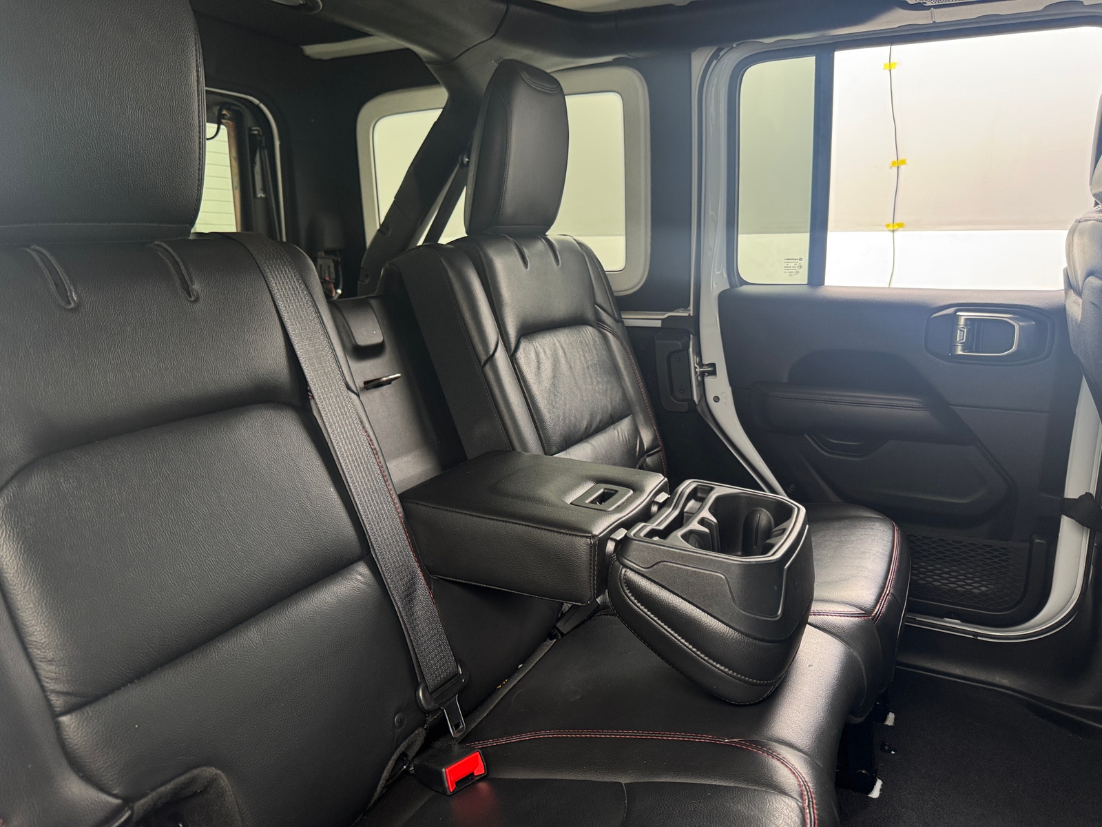Thumbnail: 2018 Jeep Wrangler - 6