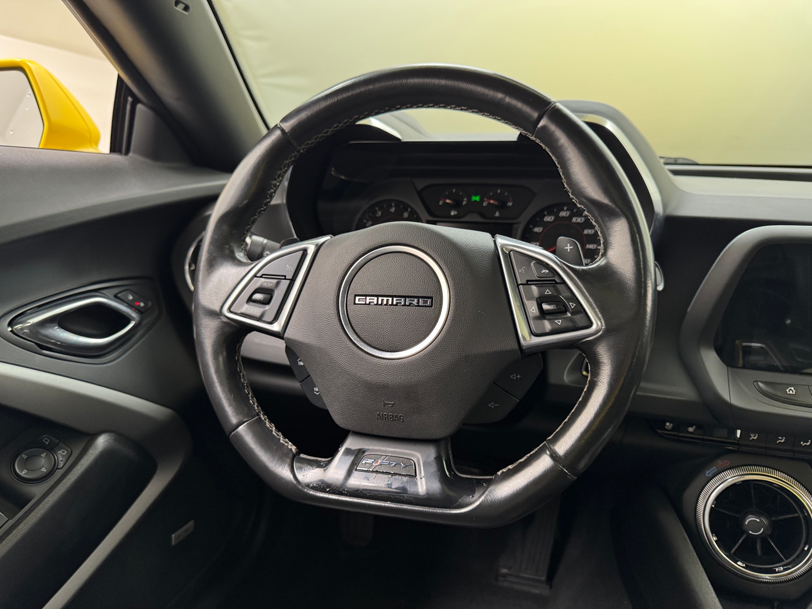 Thumbnail: 2017 Chevrolet Camaro - 3