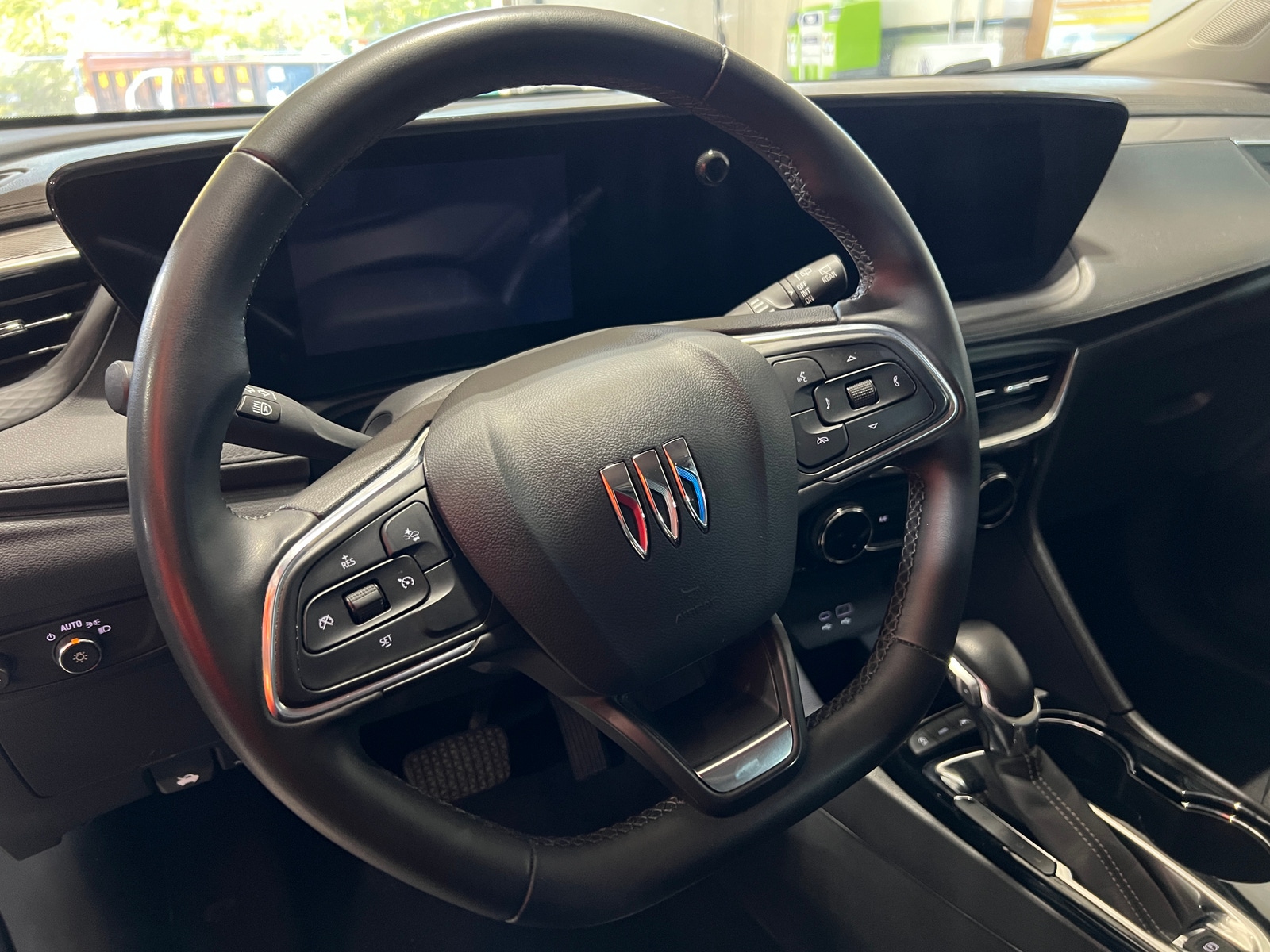 Thumbnail: 2024 Buick Encore GX - 4