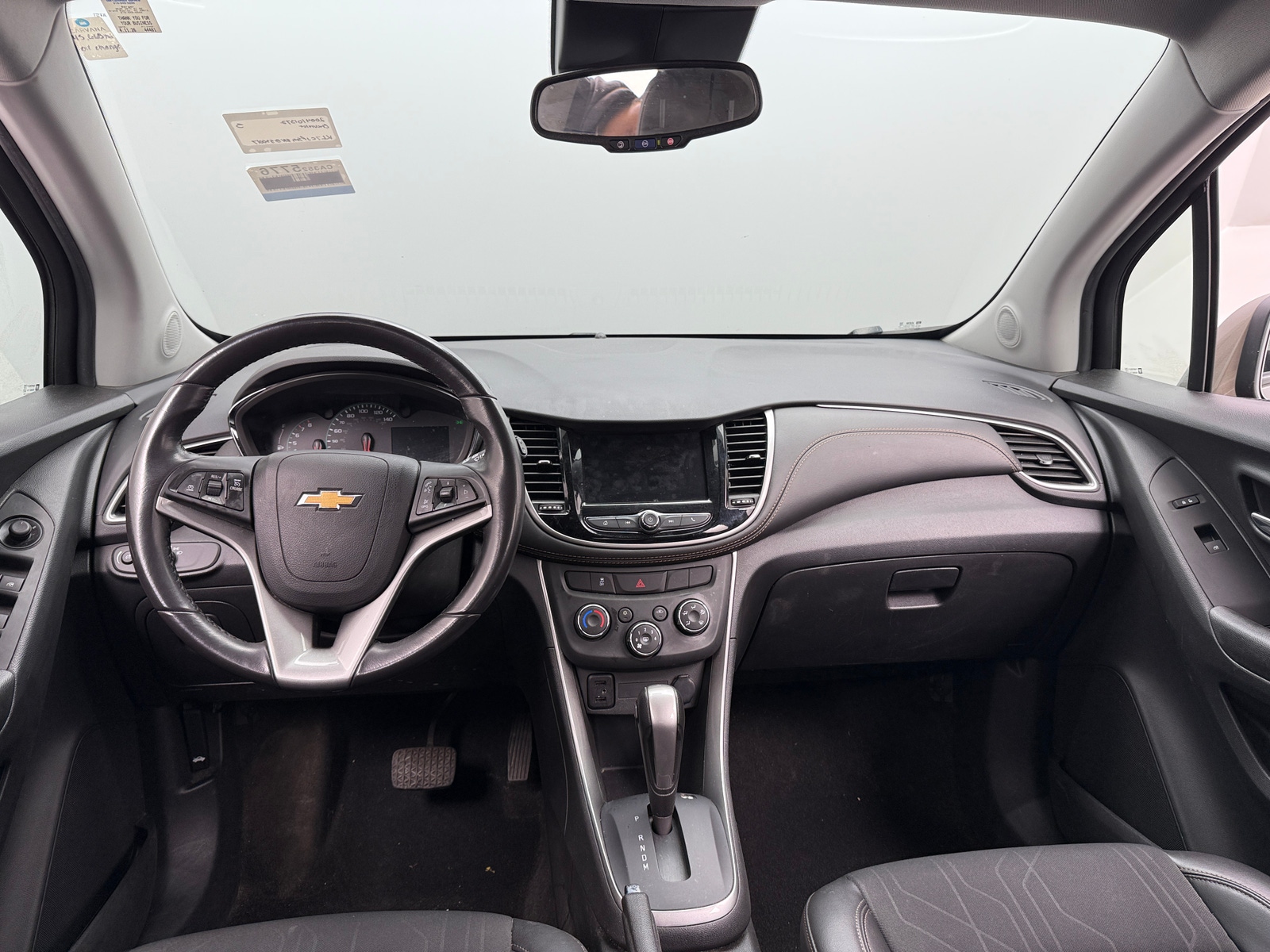 Thumbnail: 2022 Chevrolet Trax - 3