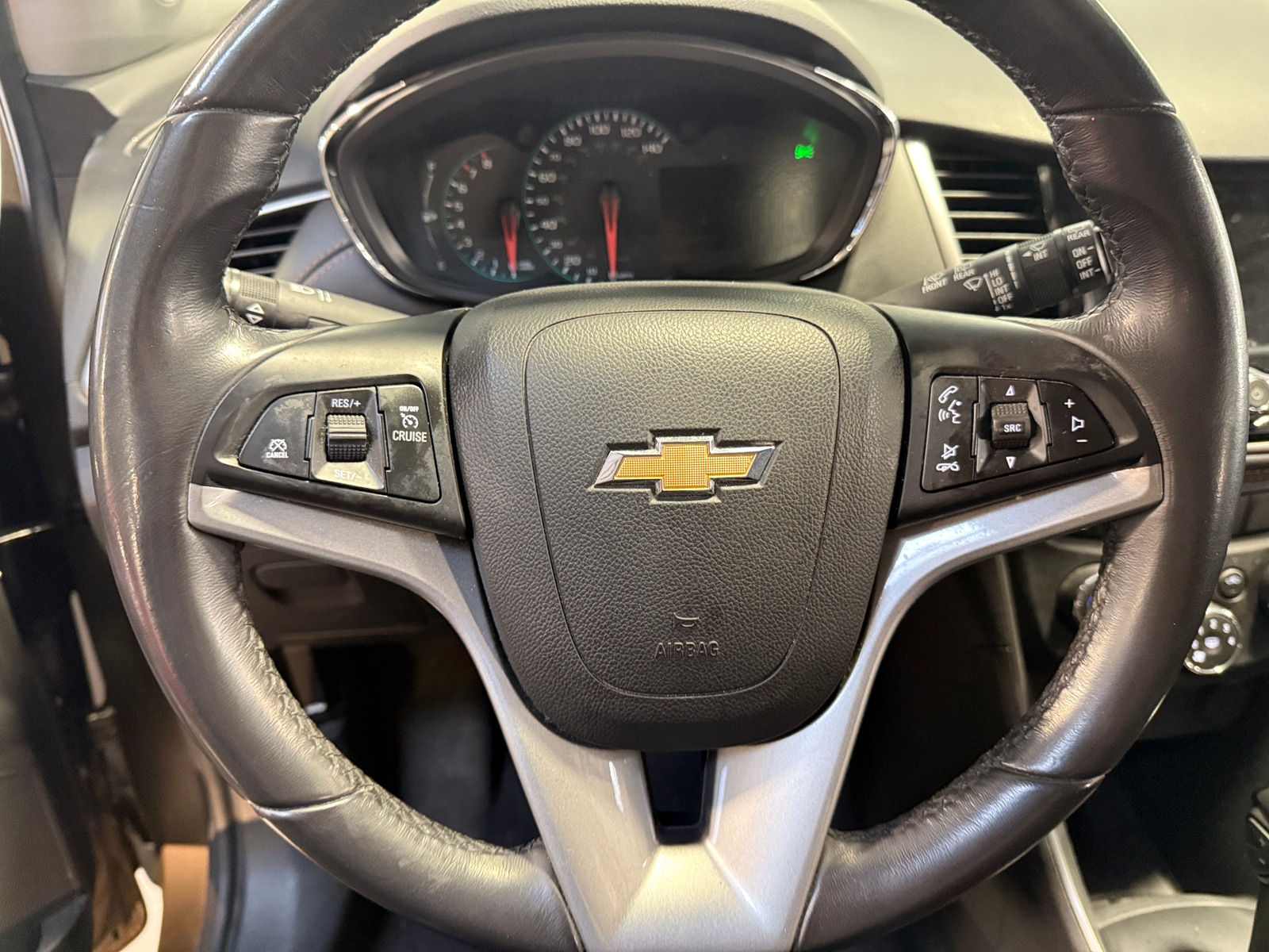 Thumbnail: 2022 Chevrolet Trax - 5