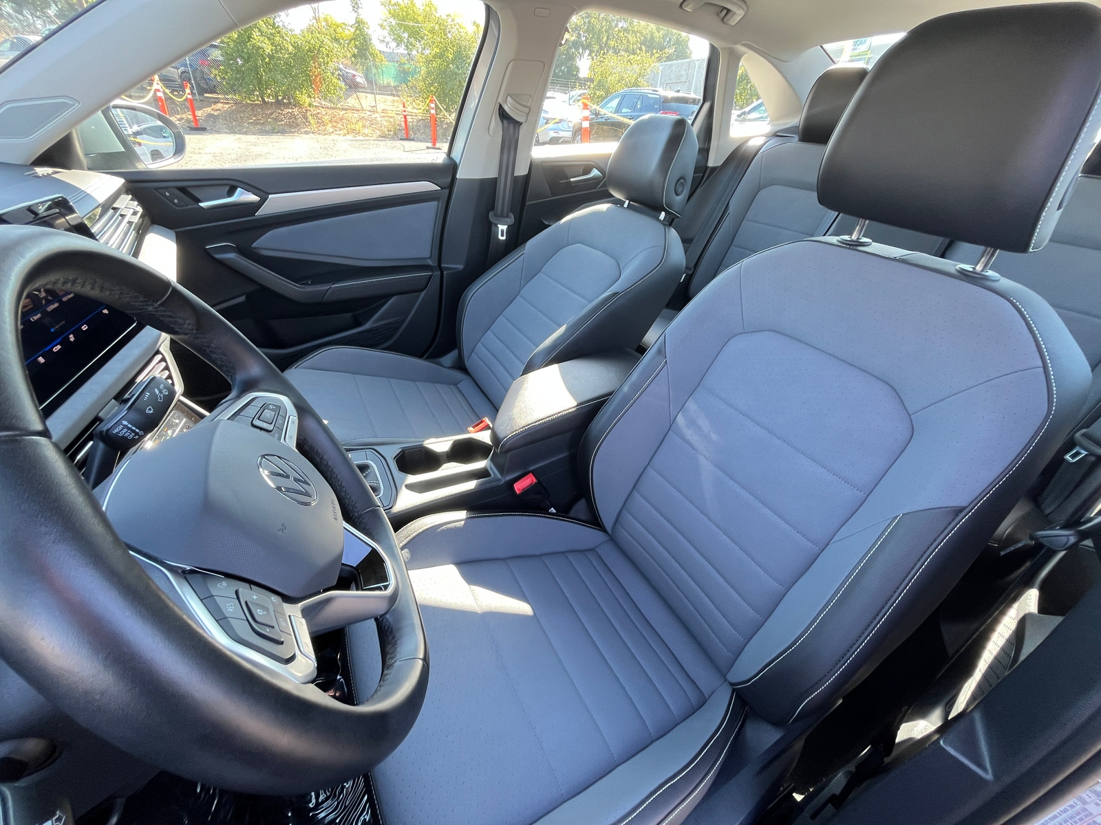 Thumbnail: 2025 Volkswagen Jetta - 2