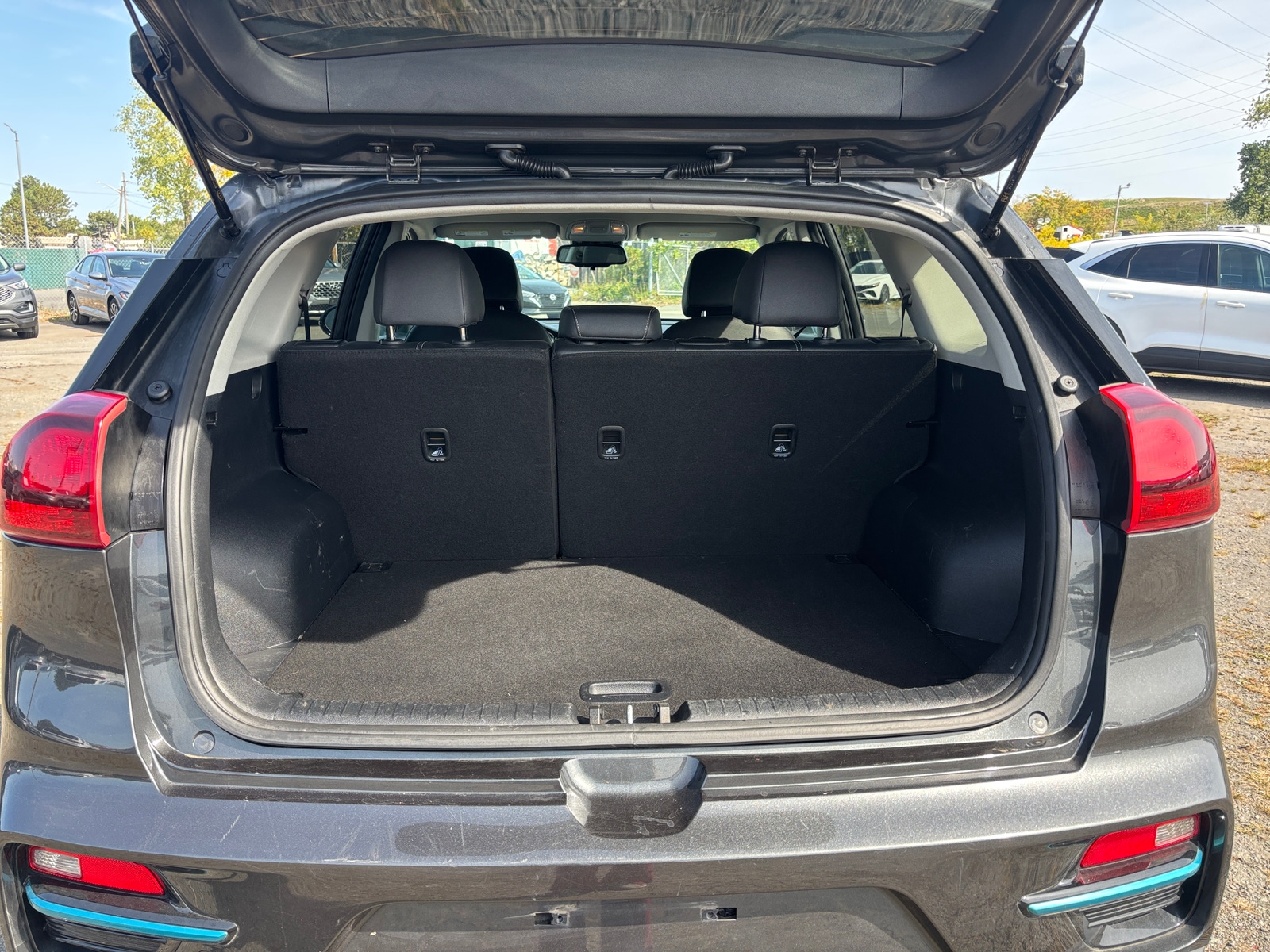 Thumbnail: 2022 Kia Niro - 5