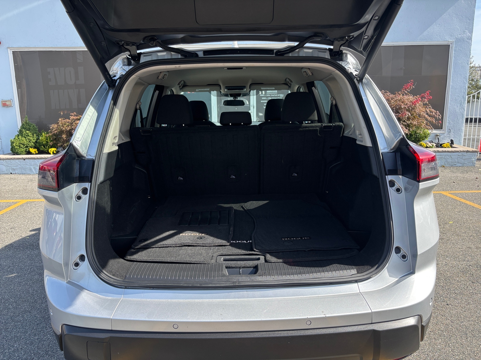 Thumbnail: 2024 Nissan Rogue - 5