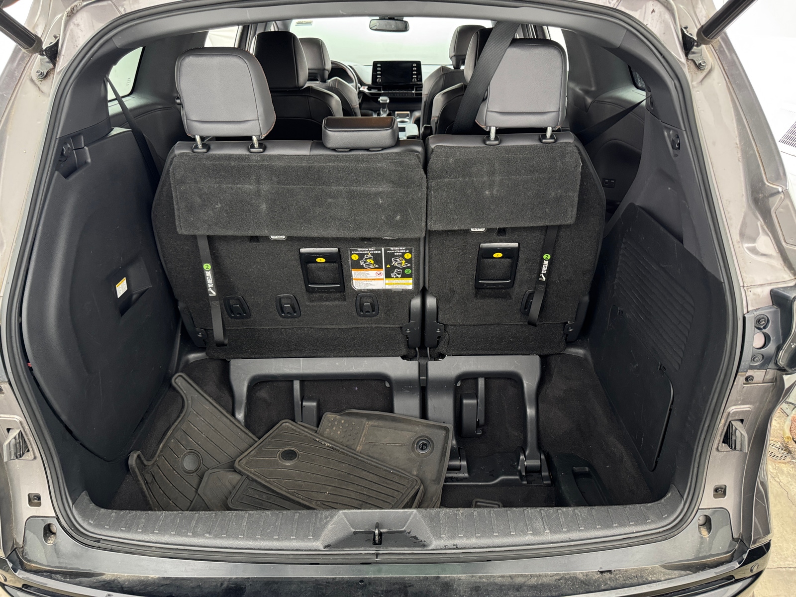 Thumbnail: 2021 Toyota Sienna - 6