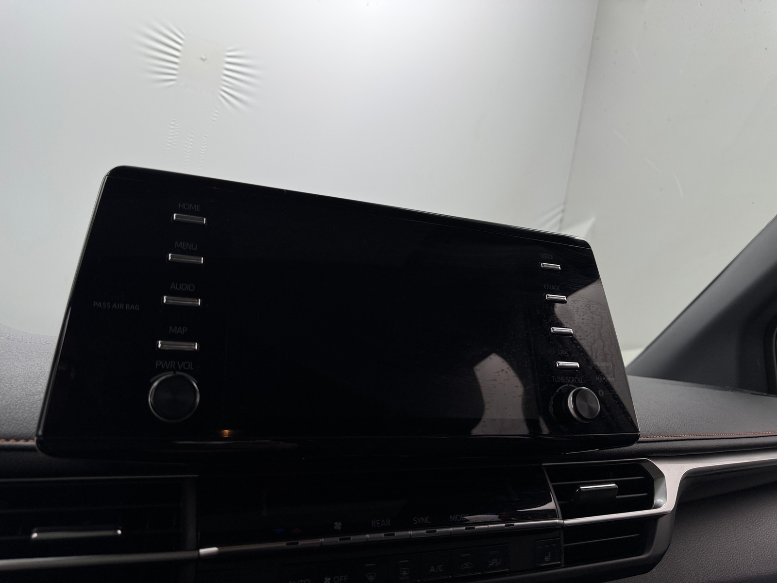 Thumbnail: 2021 Toyota Sienna - 3