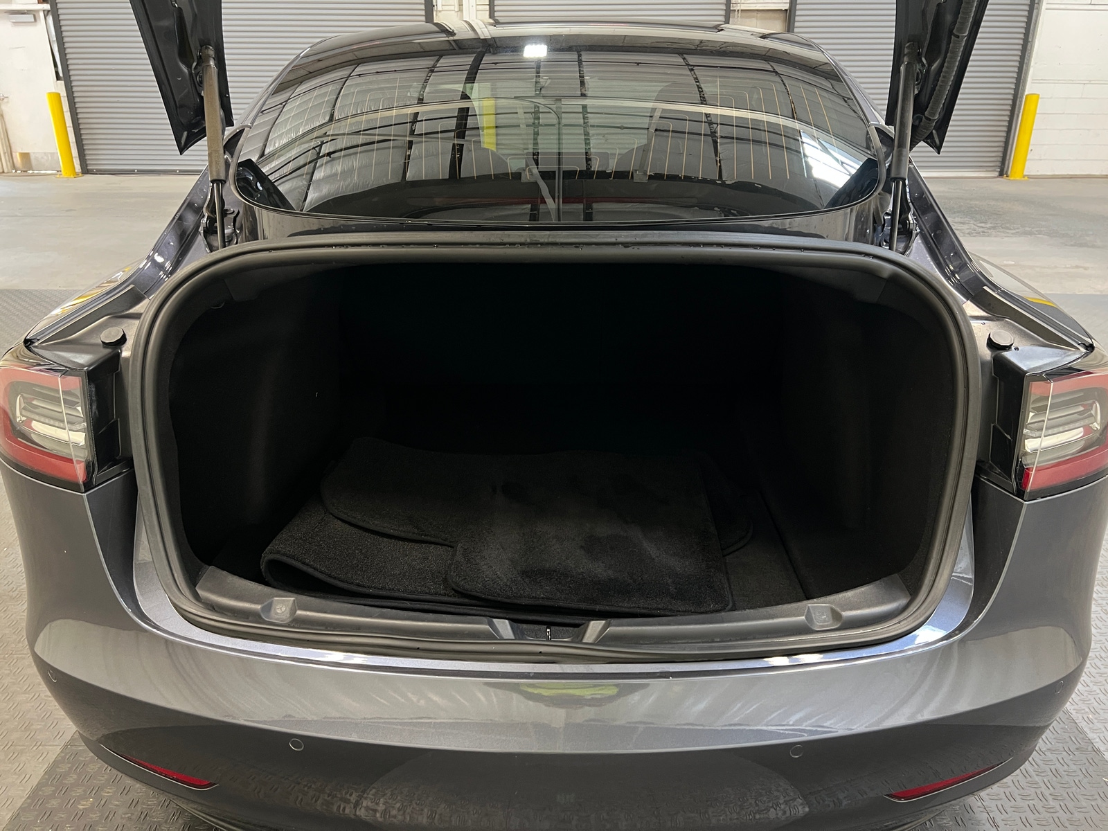 Thumbnail: 2020 Tesla Model 3 - 6