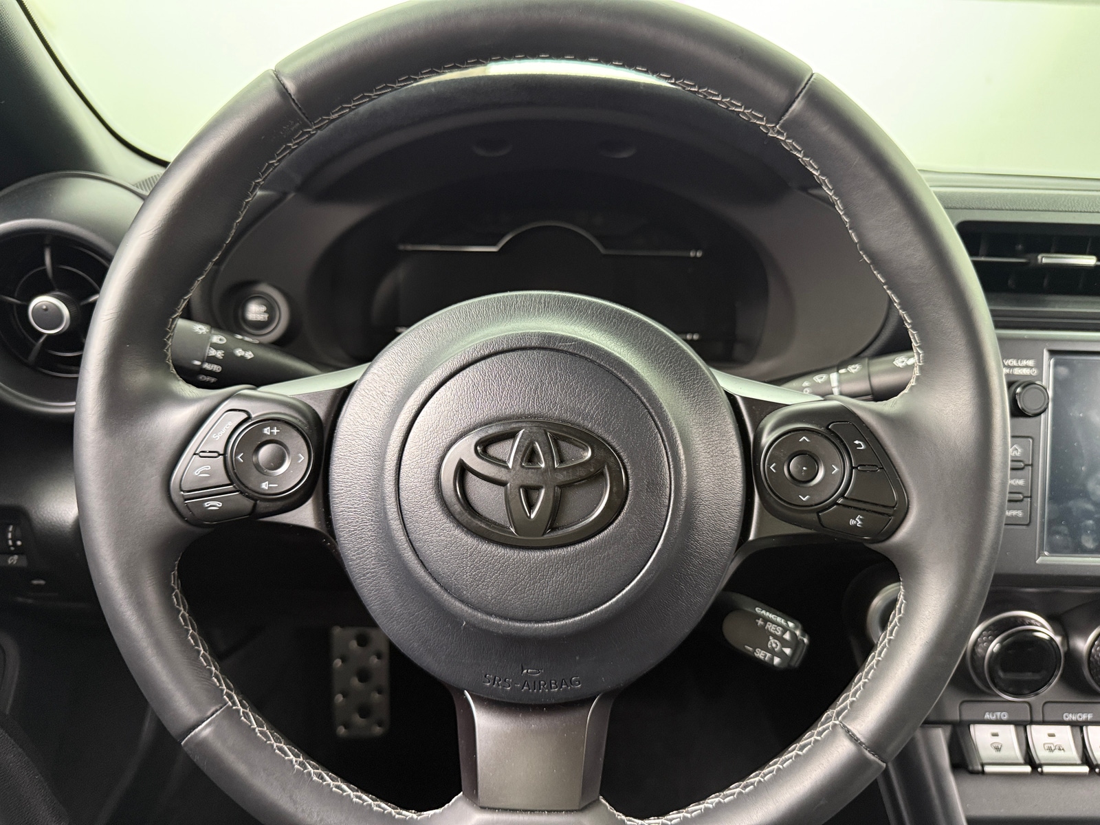 Thumbnail: 2023 Toyota GR86 - 4