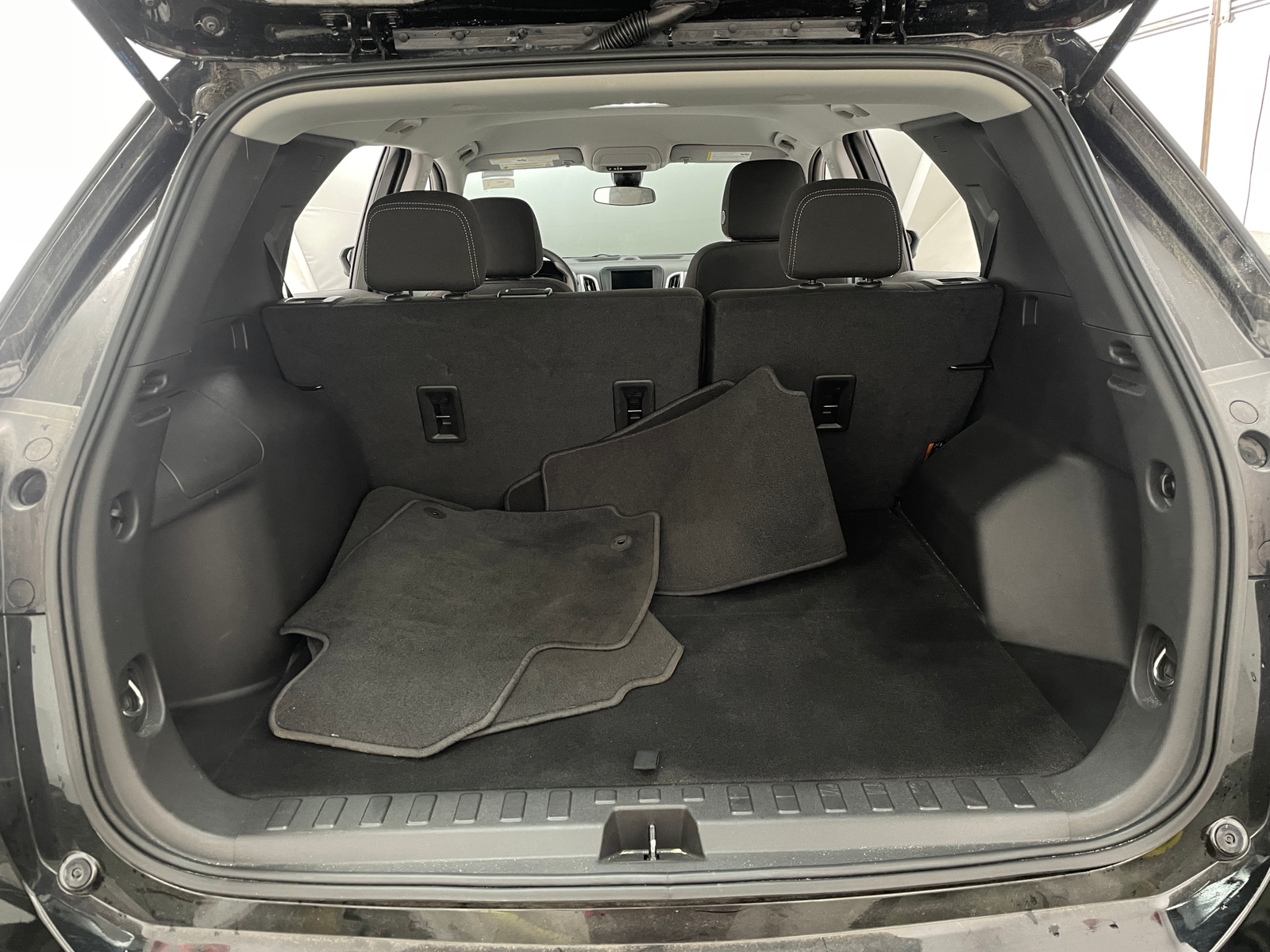 Thumbnail: 2023 Chevrolet Equinox - 7